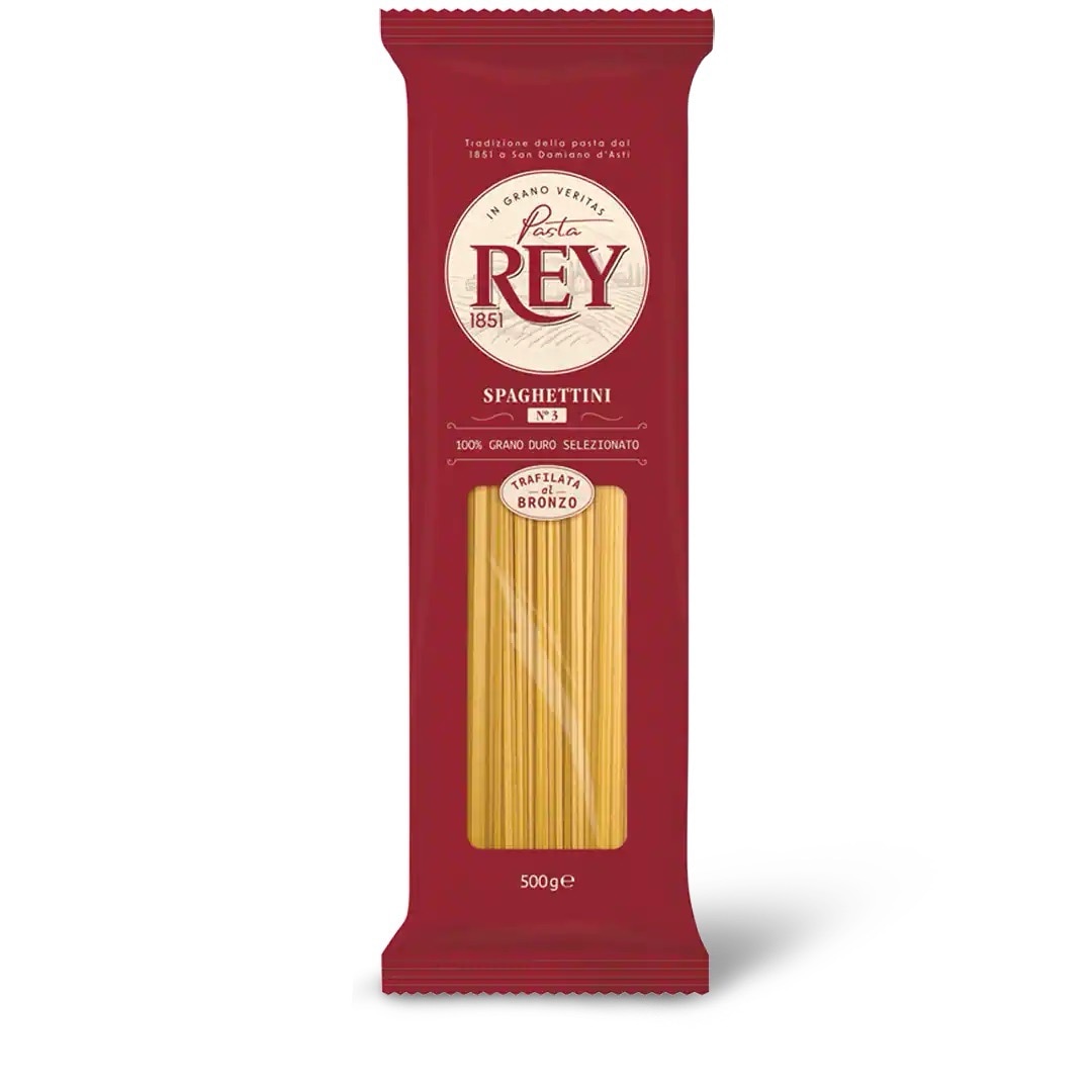 Rote 500-Gramm-Packung Spaghettini von Pasta Rey.