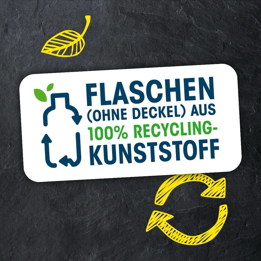 Etikett mit Text: Flaschen (ohne Deckel) aus 100 Prozent Recycling-Kunststoff.