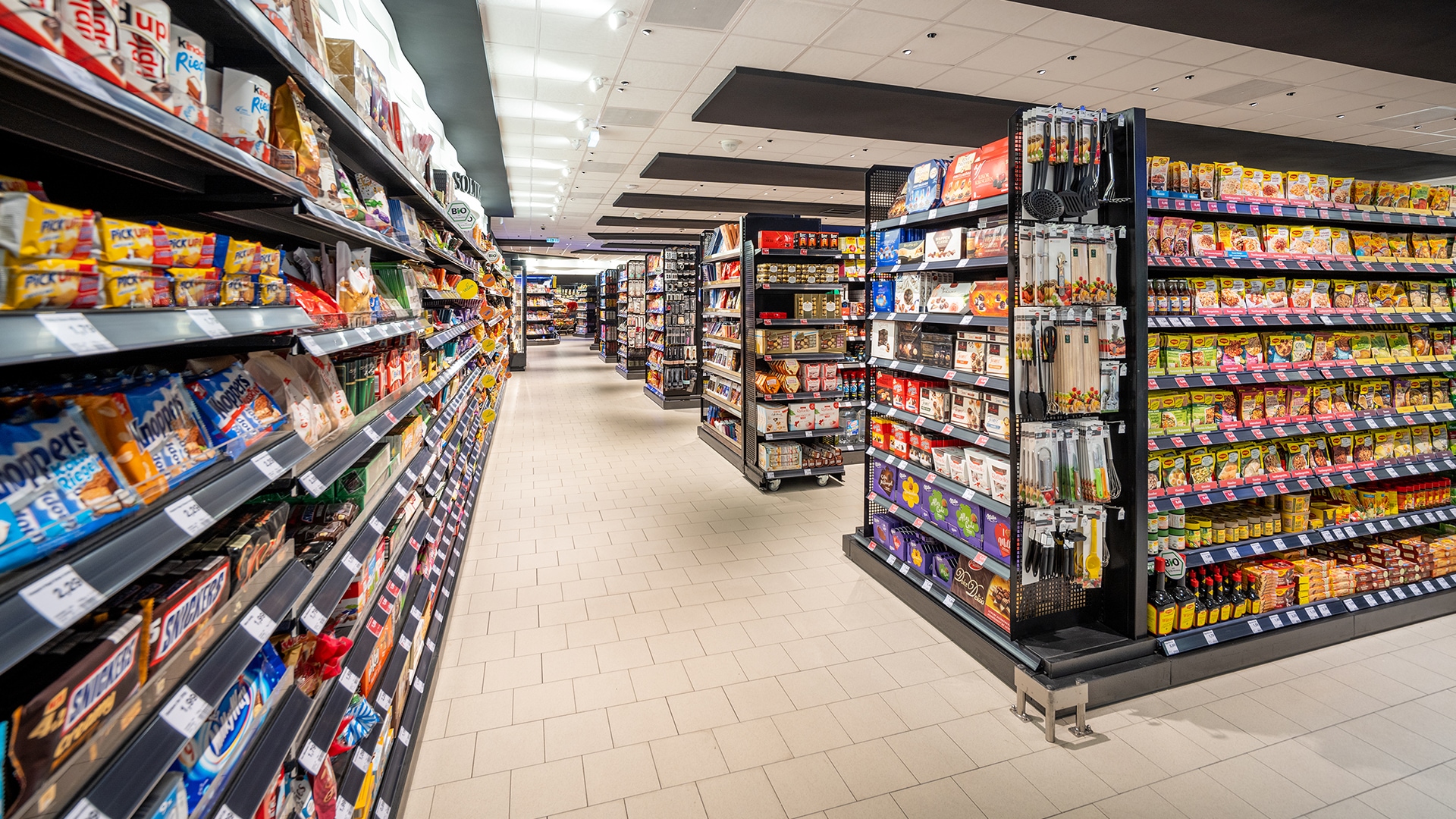 EDEKA Waren West Fläche