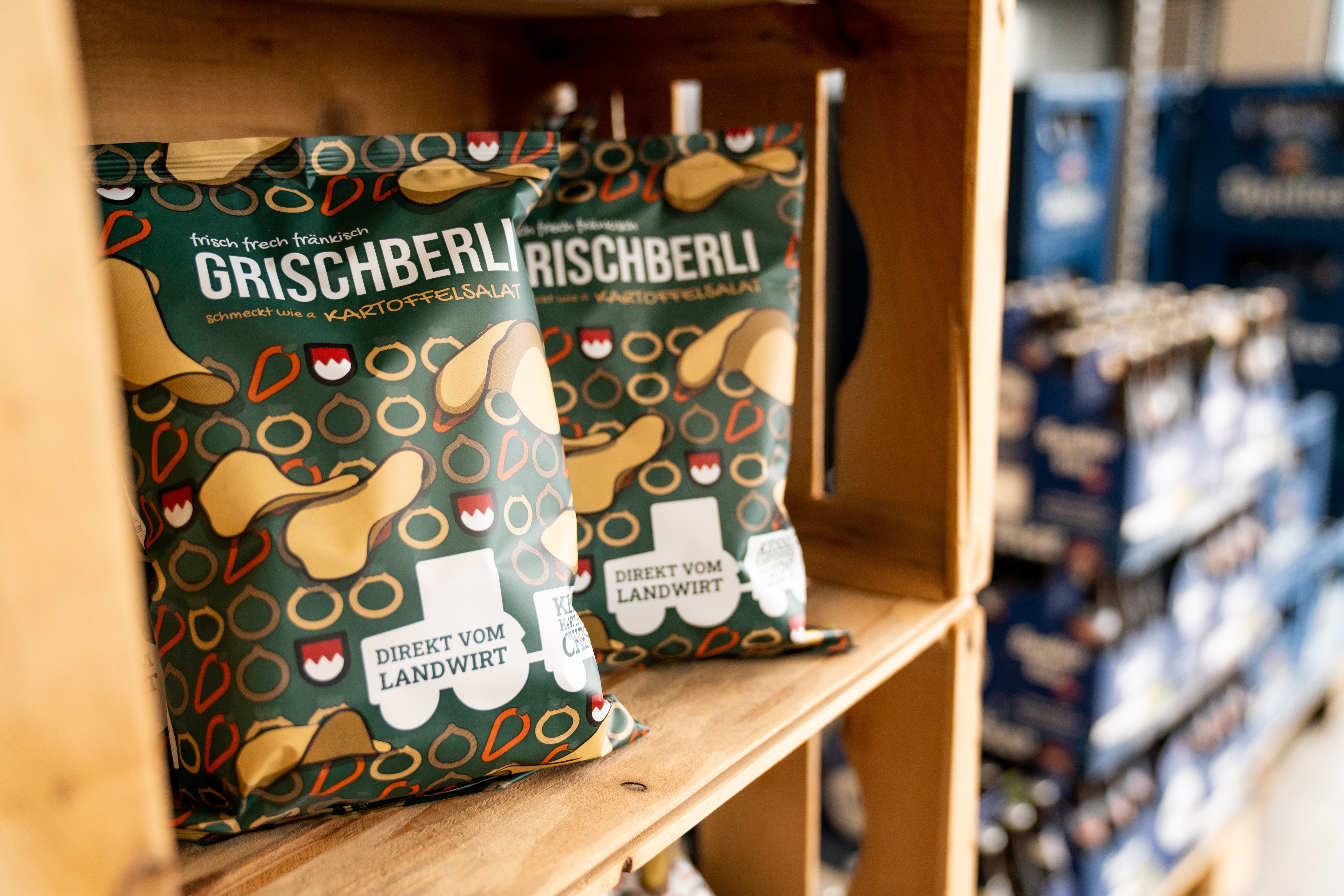 Grüne Chipspackung der Marke Grischberli. Direkt vom Landwirt.