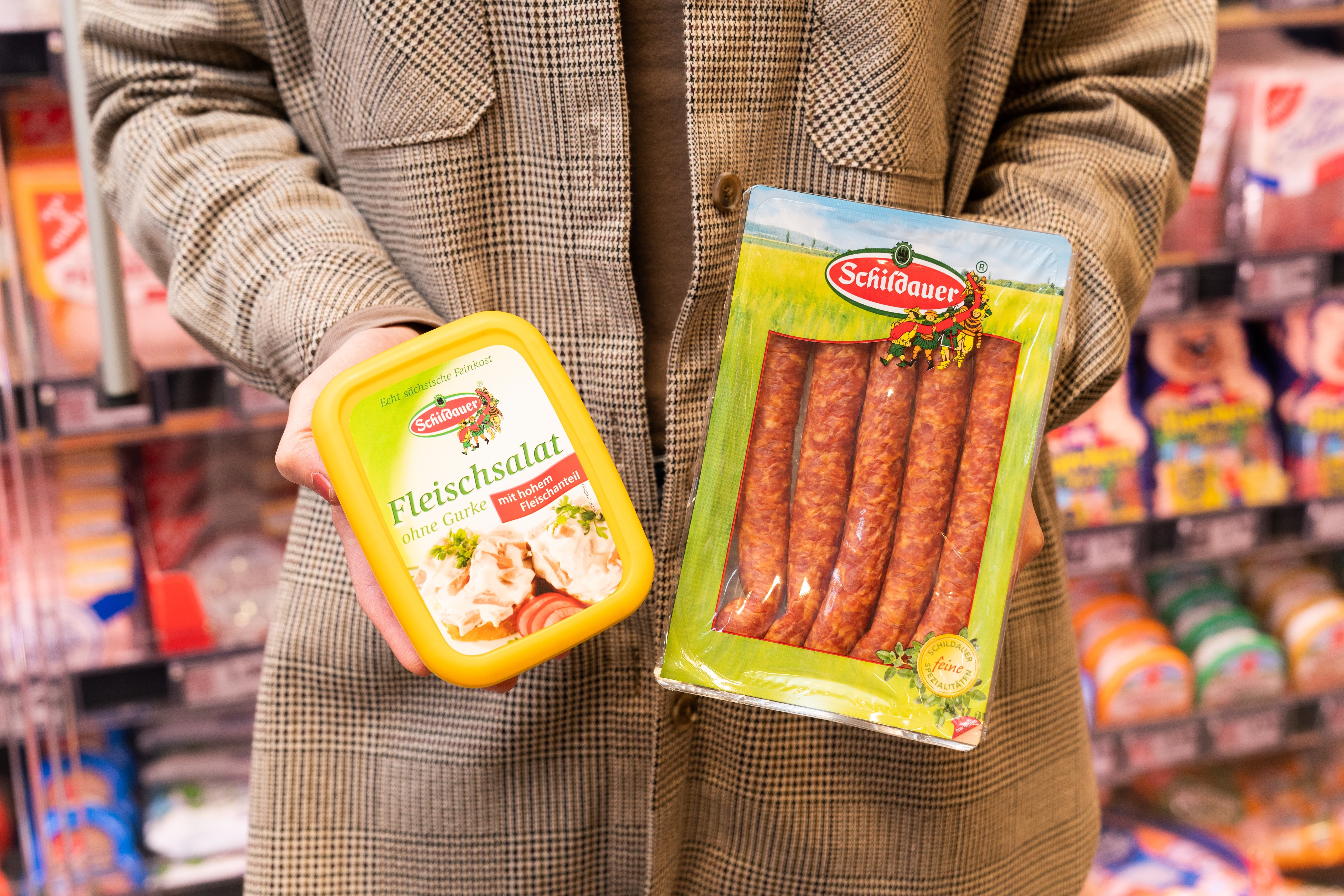 Fleischsalat und Wurst der Marke Schildauer.