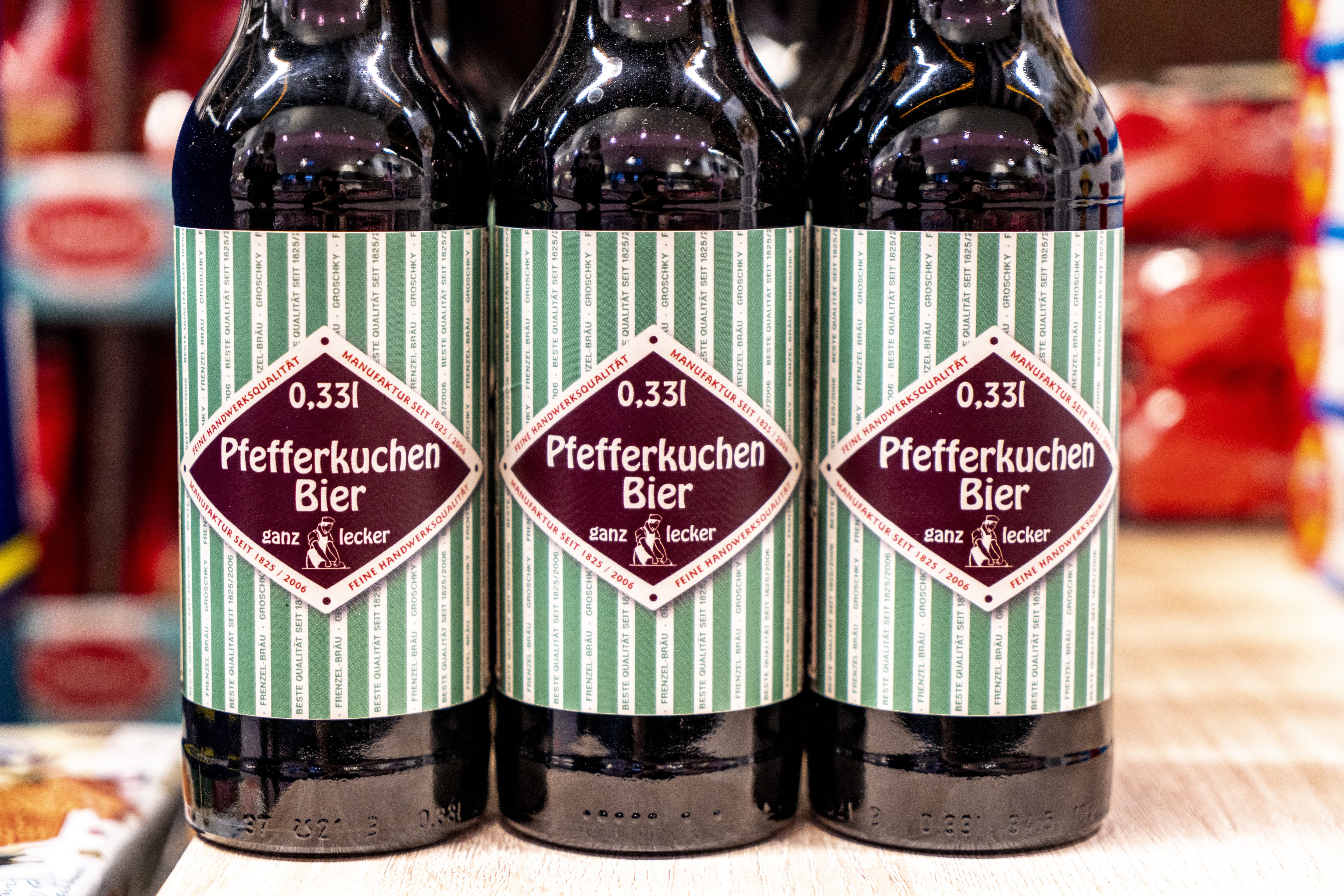 Close-Up von regionalem Pfefferkuchenbier.