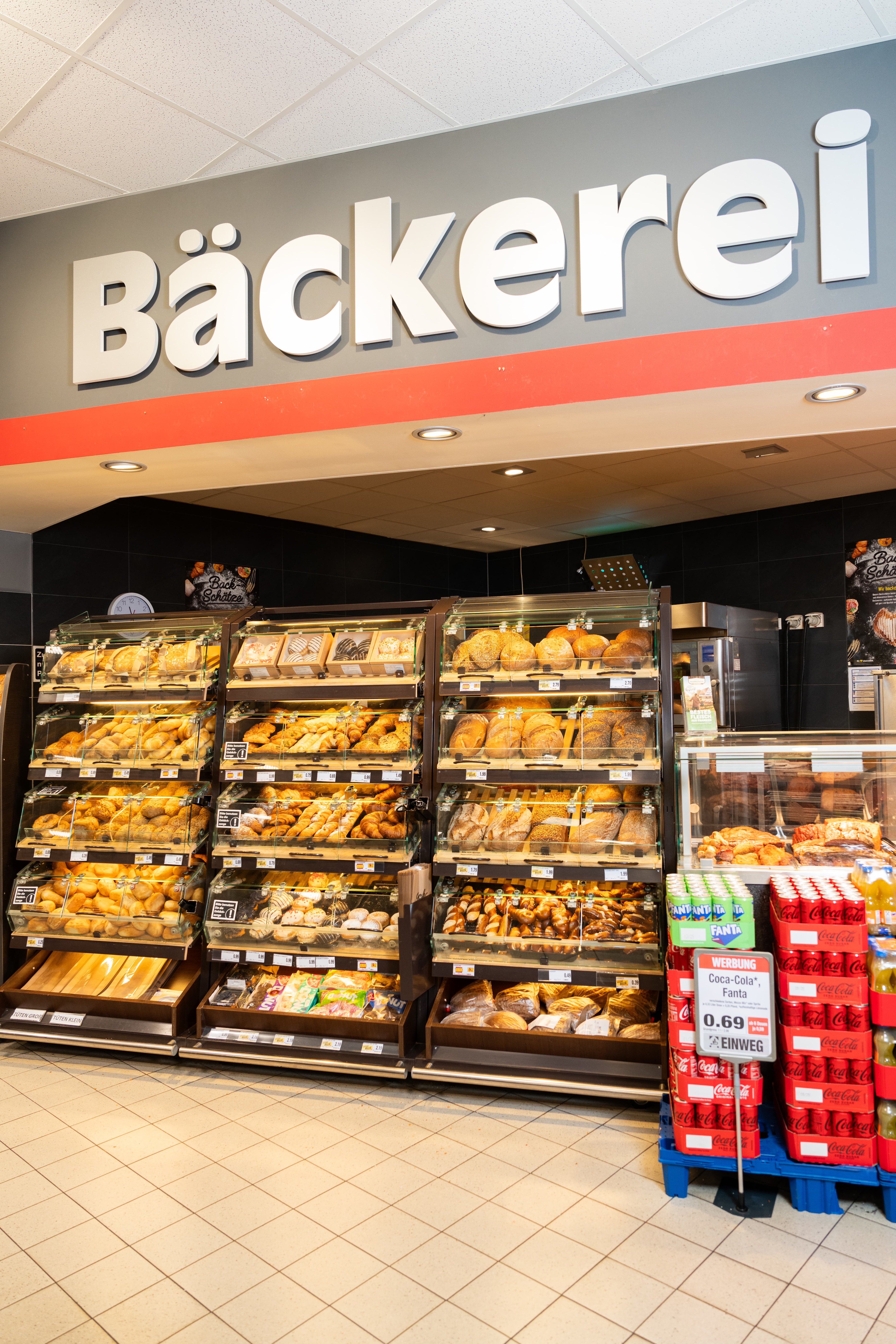 Der Backshop in einem EDEKA-Markt.