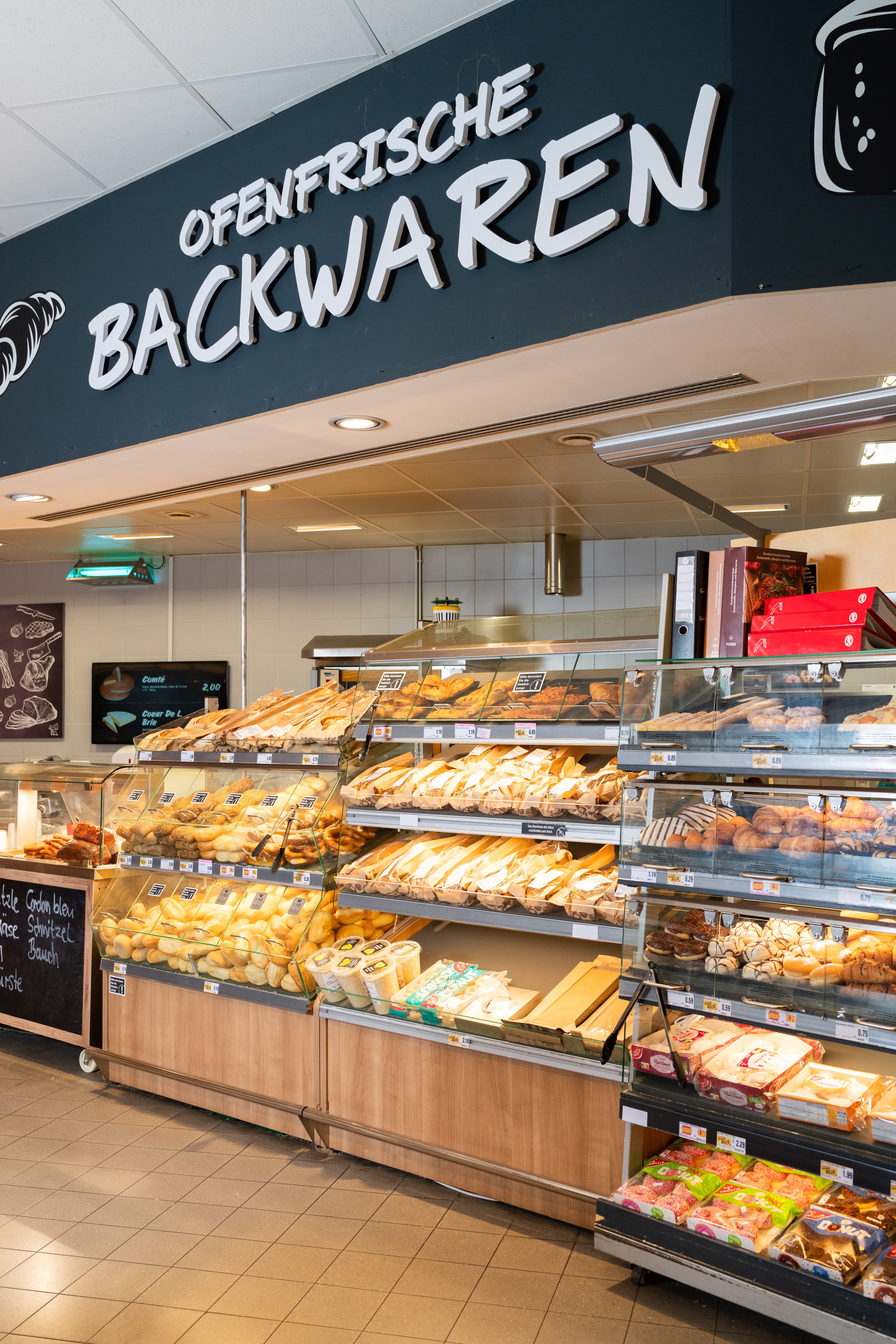 Der Backshop in einem EDEKA-Markt.