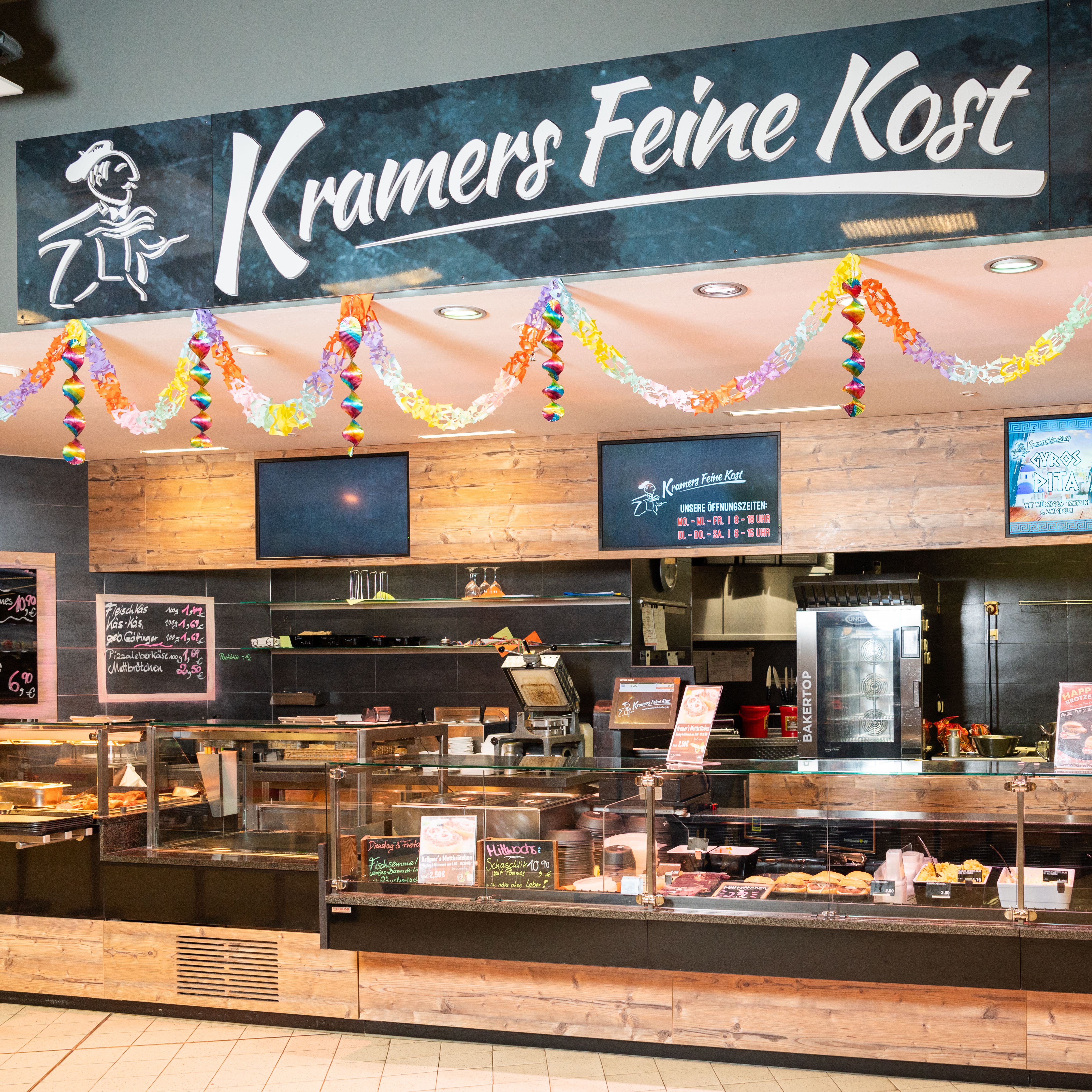 Theke vom Mittagsrestaurant "Kramers Feine Kost"