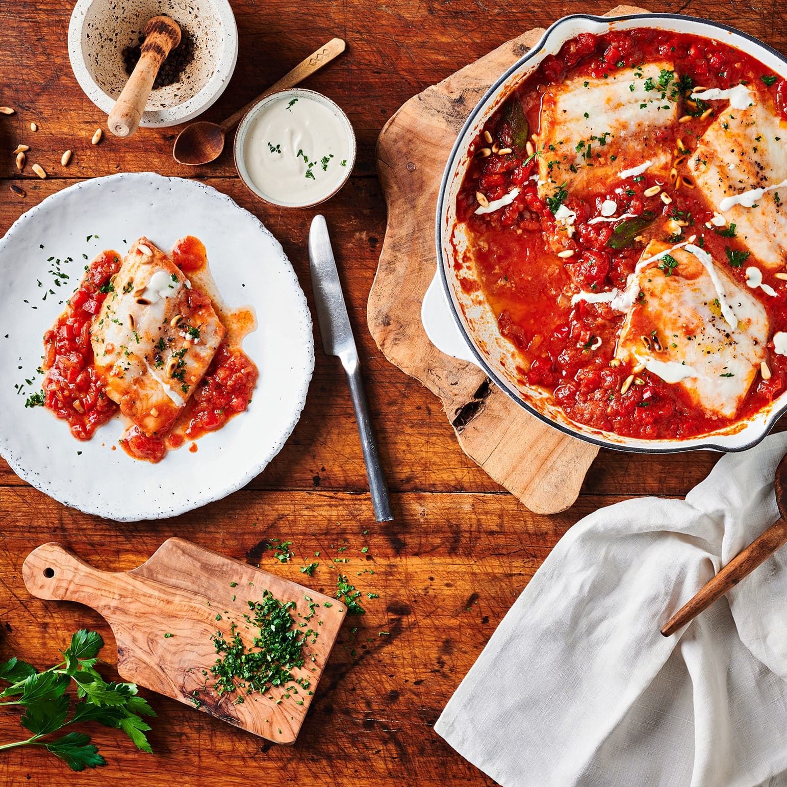 Zander lässt sich vielseitig zubereiten, daher hier etwas spezieller: Gebratenes Zanderfilet mit selbstgemachter Harissa-Tomatensoße.