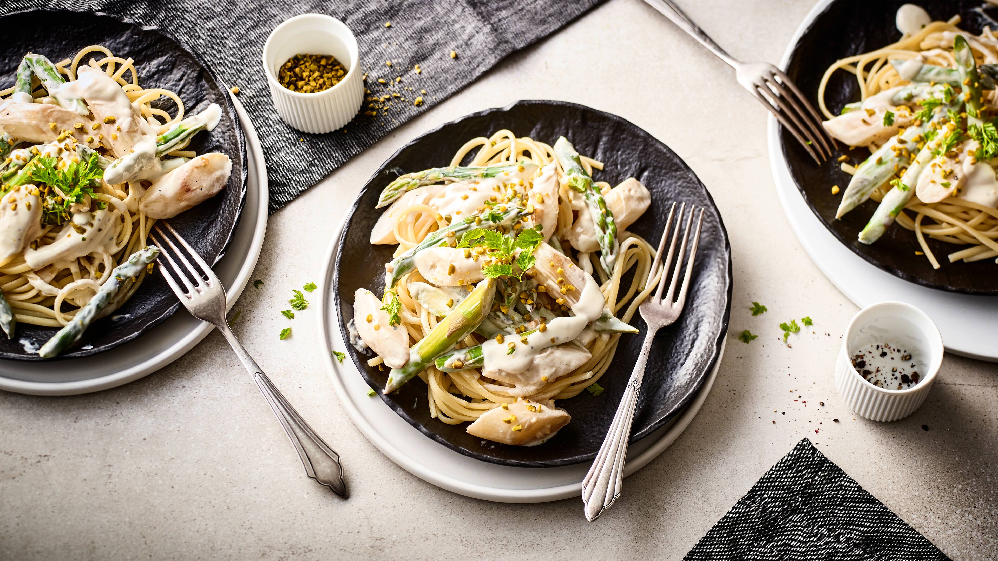 Linguine mit Spargelgemüse Linguine mit Spargelgemüse