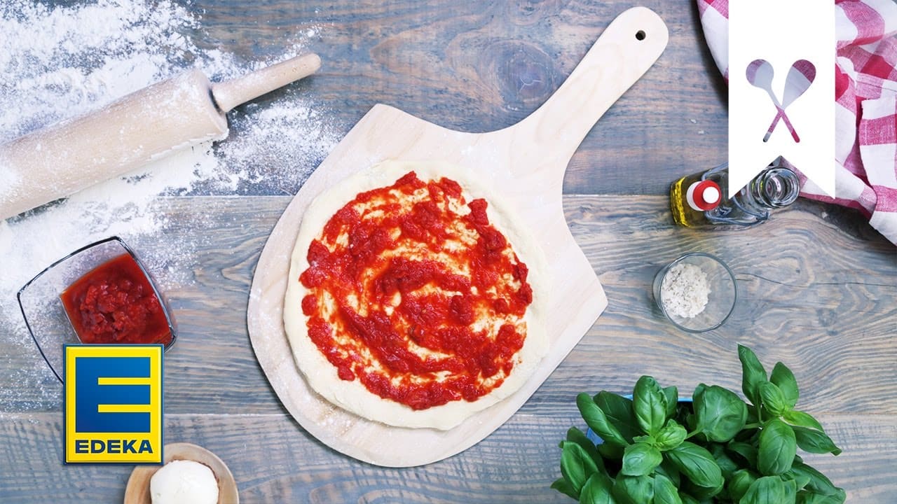 YouTube Platzhalterbild für ein Video mit dem Titel 'Gewusst wie: Pizza backen'.