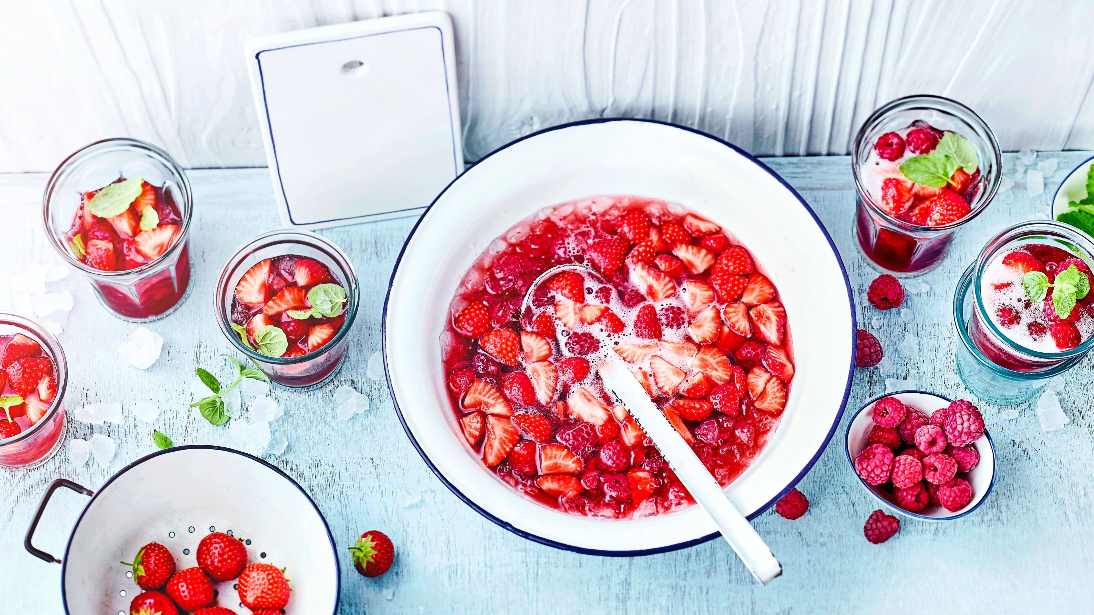 Rote Früchte-Bowle Rote Früchte-Bowle