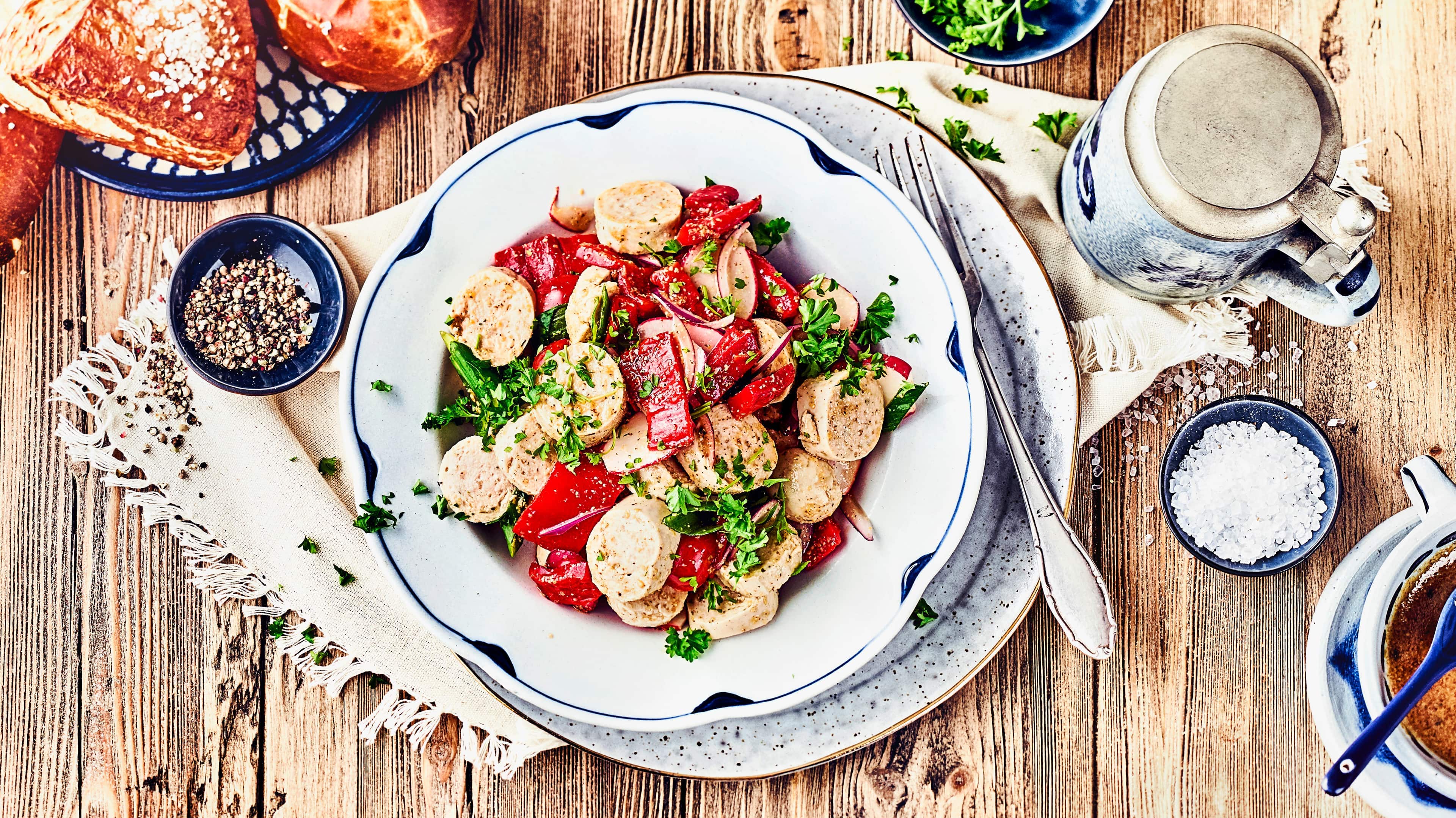 Weißwurstsalat Weißwurstsalat