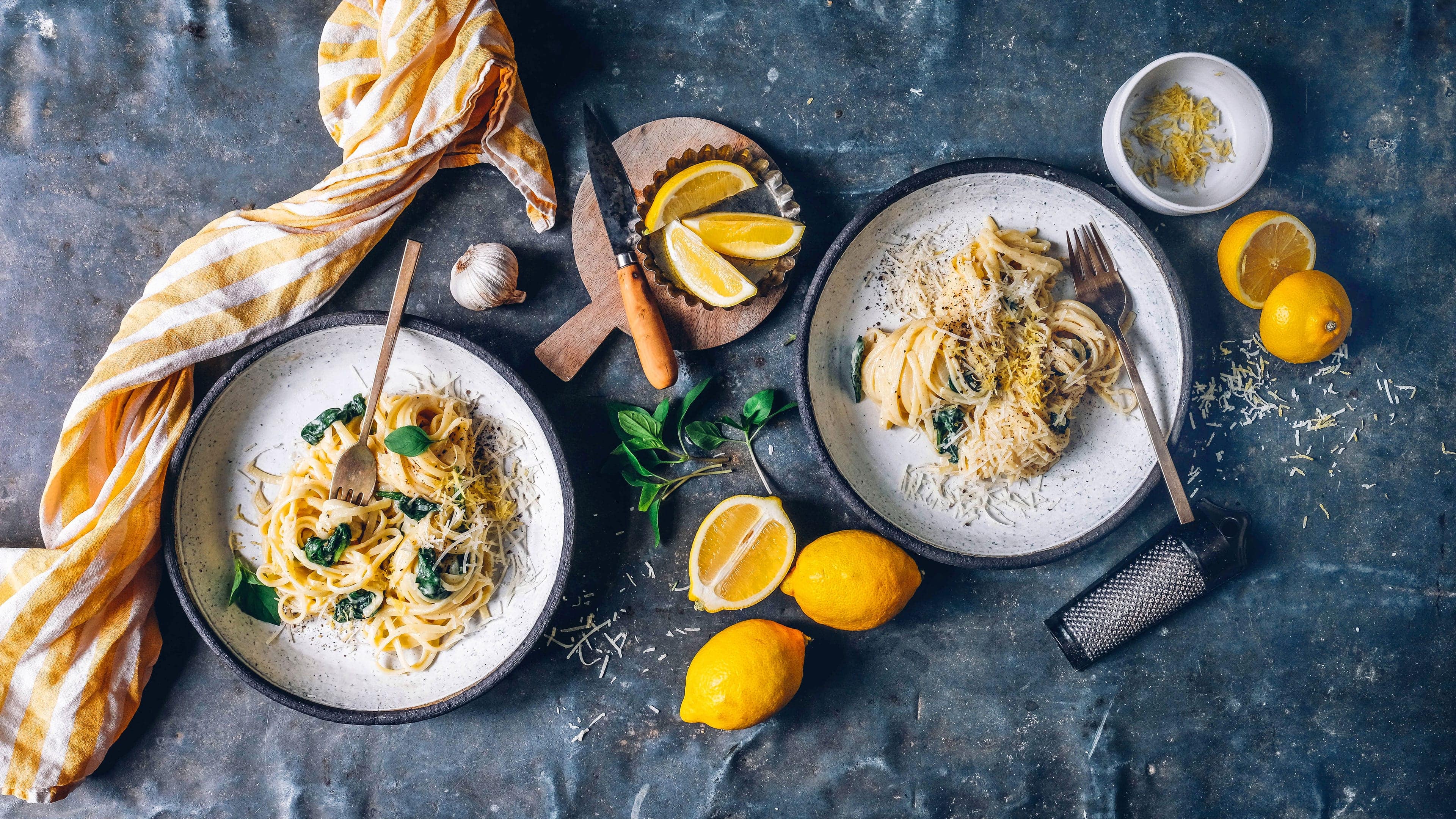 Zitronen-Pasta mit frischem Spinat Zitronen-Pasta mit frischem Spinat
