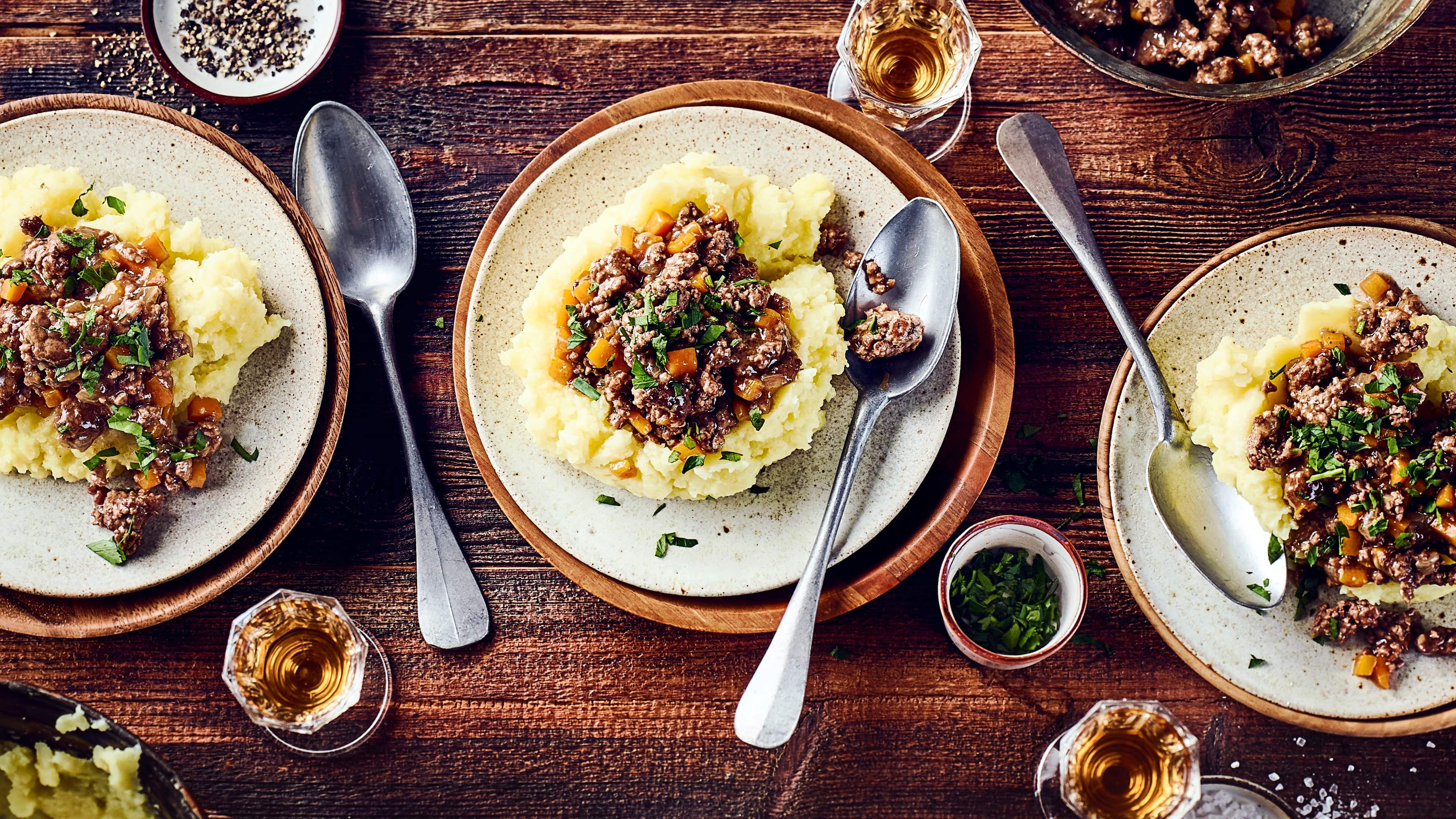 Hackfleisch mit Kartoffeln Hackfleisch mit Kartoffeln