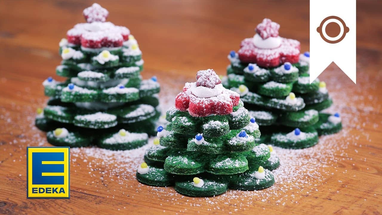 Plätzchen-Tannenbaum YouTube Platzhalterbild für ein Video mit dem Titel 'Plätzchen-Tannenbaum'.