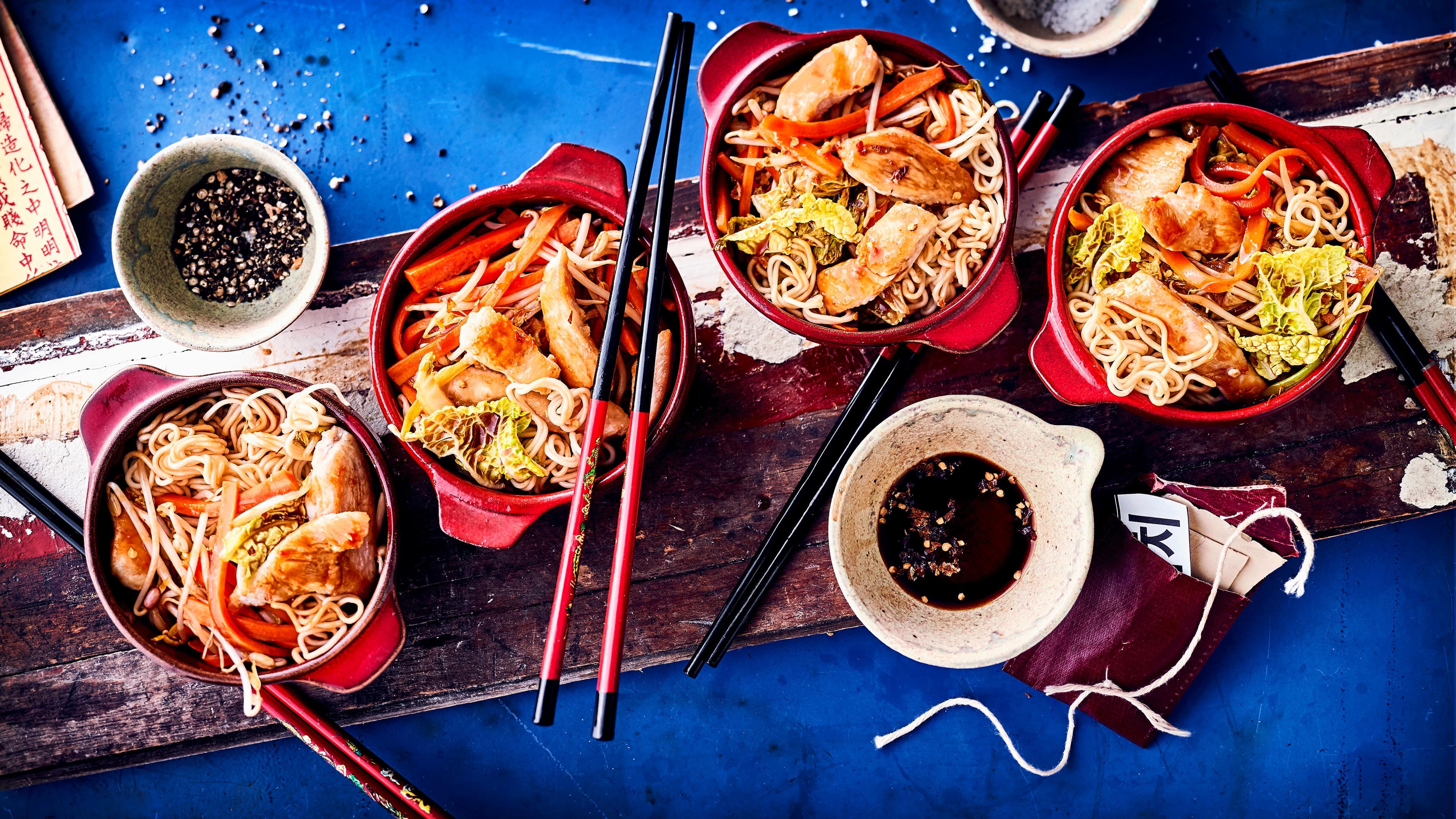 Mie Goreng–Gebratene Nudeln Mie Goreng–Gebratene Nudeln