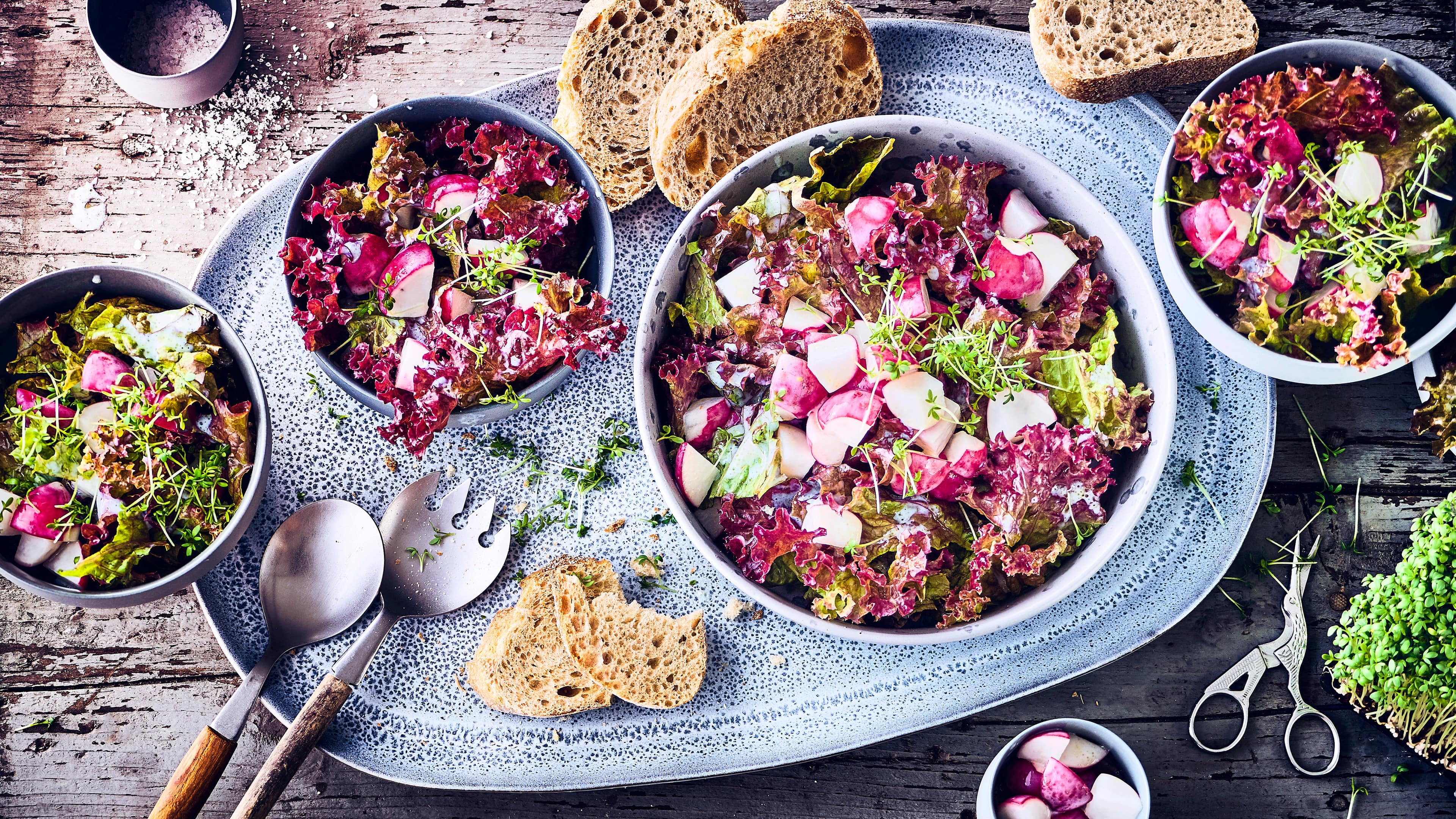 Roter Kopfsalat mit Ayran Roter Kopfsalat mit Ayran