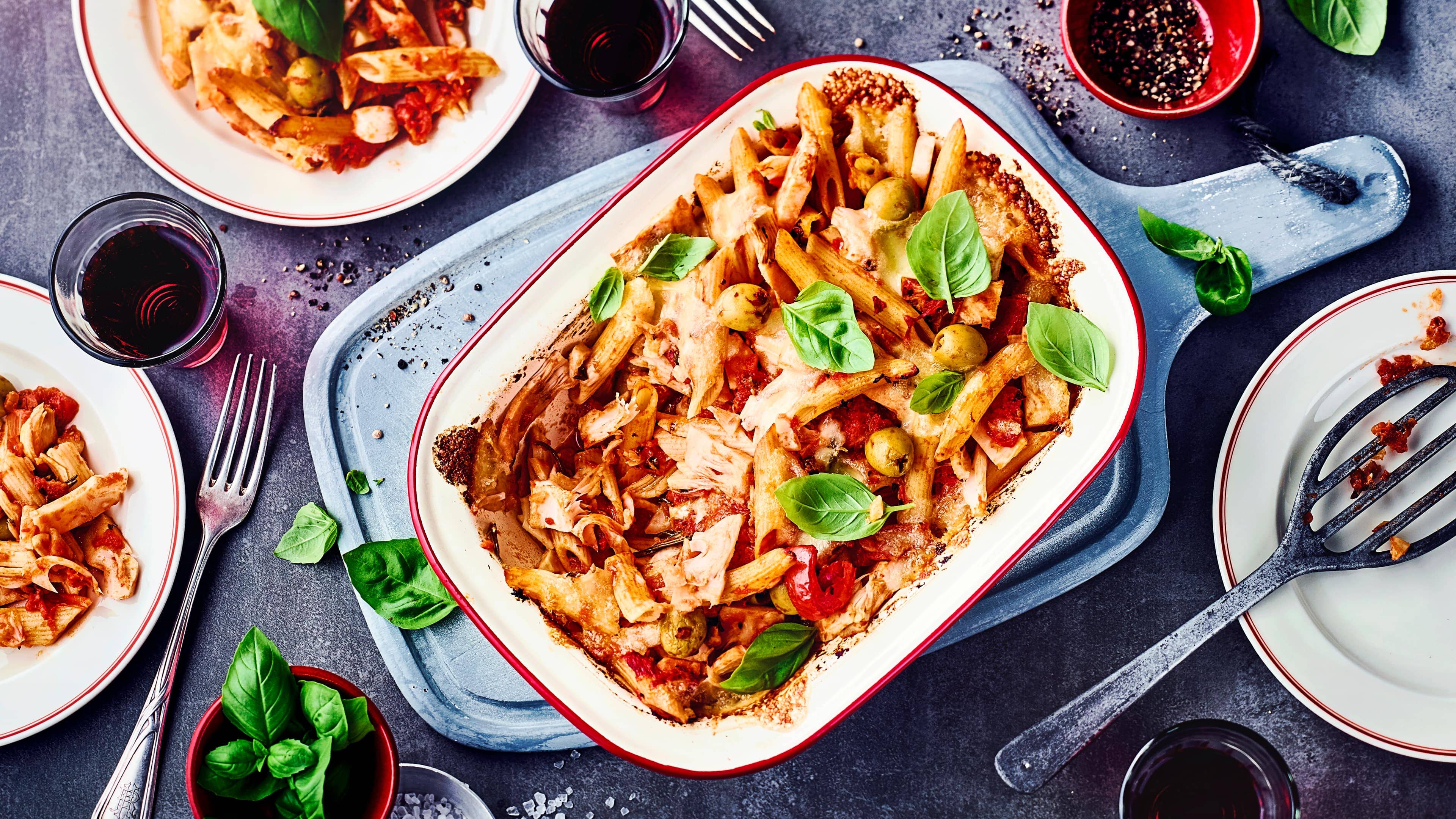 Jackfruit-Auflauf Kennen Sie schon die Jackfruit? Die Jackfruit ist die größte Frucht der Welt und dazu vielseitig einsetzbar: So ist sie zum Beispiel ein toller Bestandteil von Aufläufen. Probieren Sie es aus!