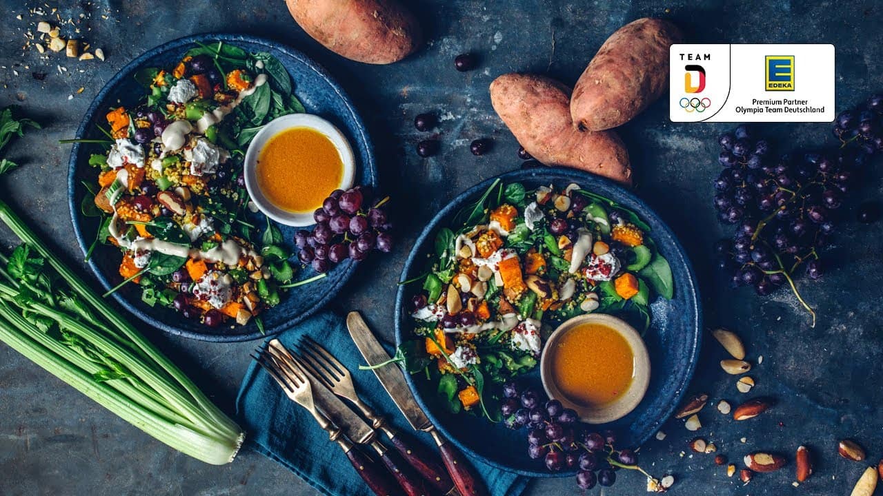Süßkartoffel-Quinoa-Salat YouTube Platzhalterbild für ein Video mit dem Titel 'Süßkartoffel-Quinoa-Salat'.