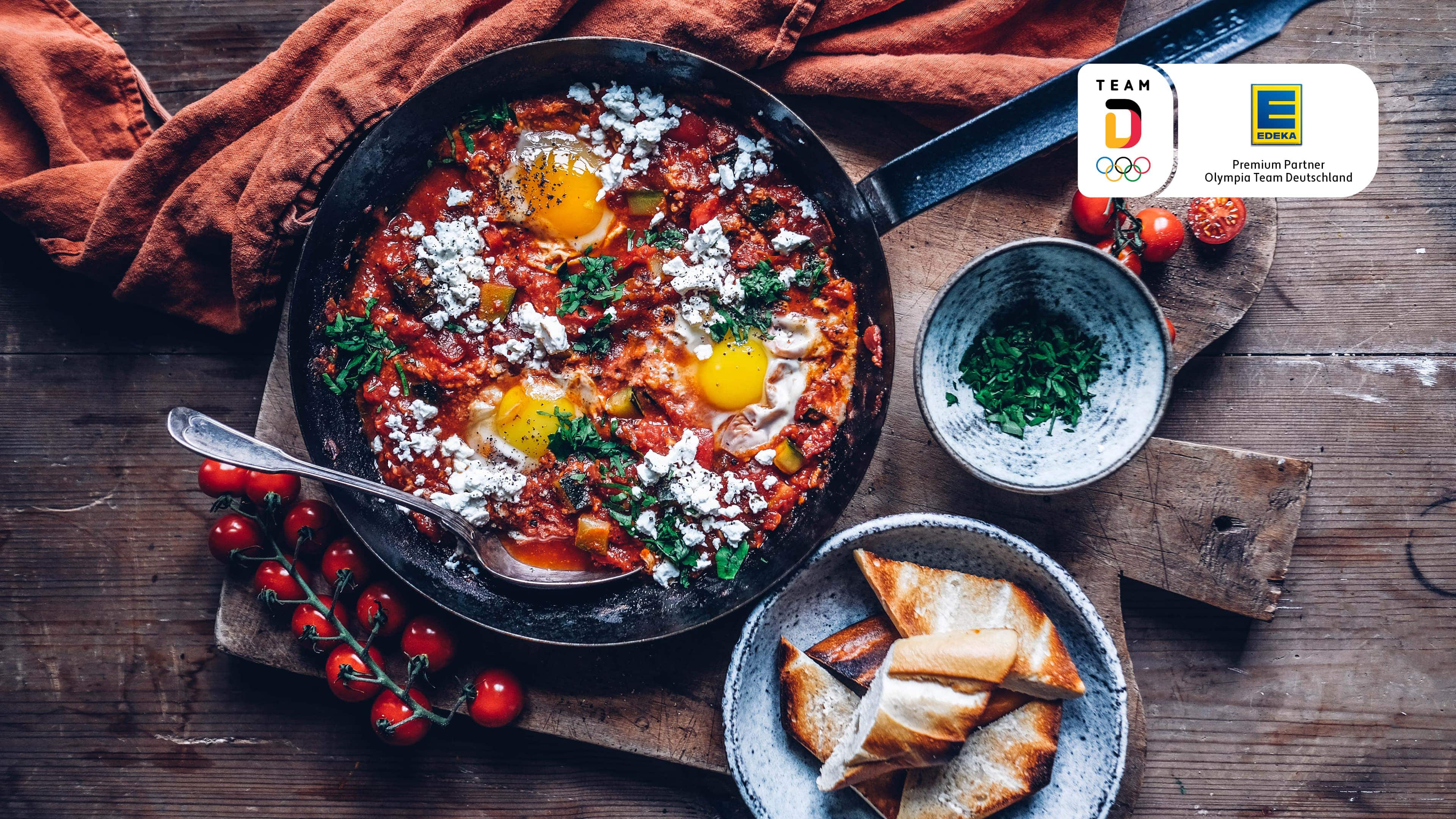 Einfaches Shakshuka mit Gemüse Einfaches Shakshuka mit Gemüse