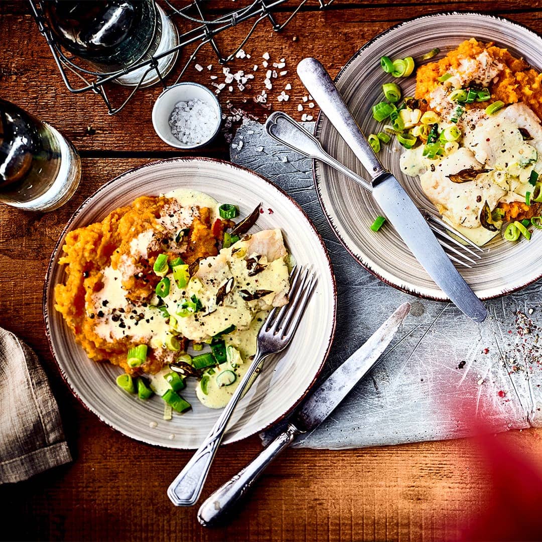 Unser Vorschlag für ein leckeres Herbstgericht: Probieren Sie unser Kürbispüree an Fischfilet in pikanter Frischkäse-Orangen-Soße!