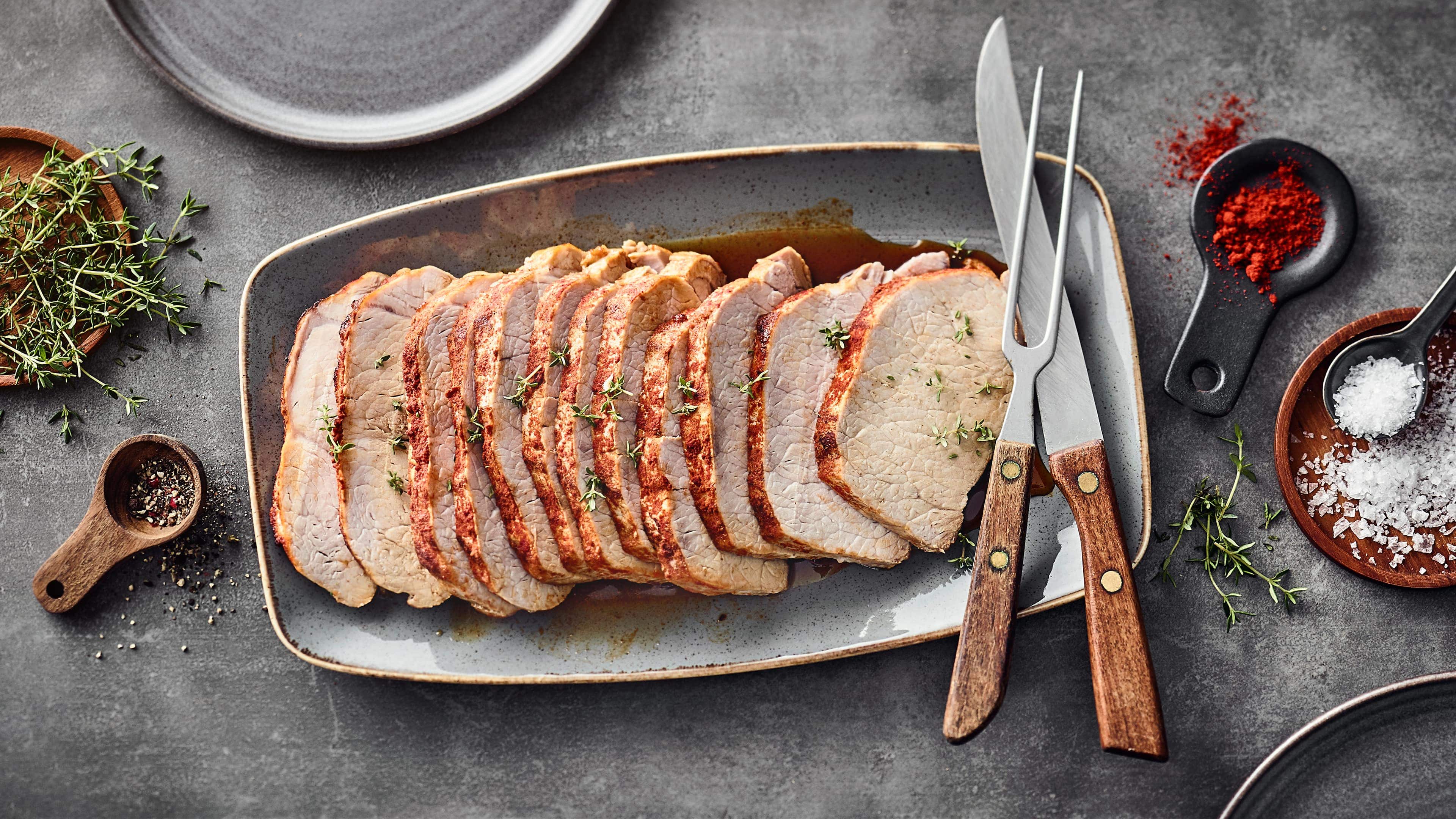 Lummerbraten Leckerer Lummerbraten aus dem Backofen – mit unserem Rezept wird Ihr Schweinerückenbraten besonders saftig und zart. Ein echter Genuss für die ganze Familie!
