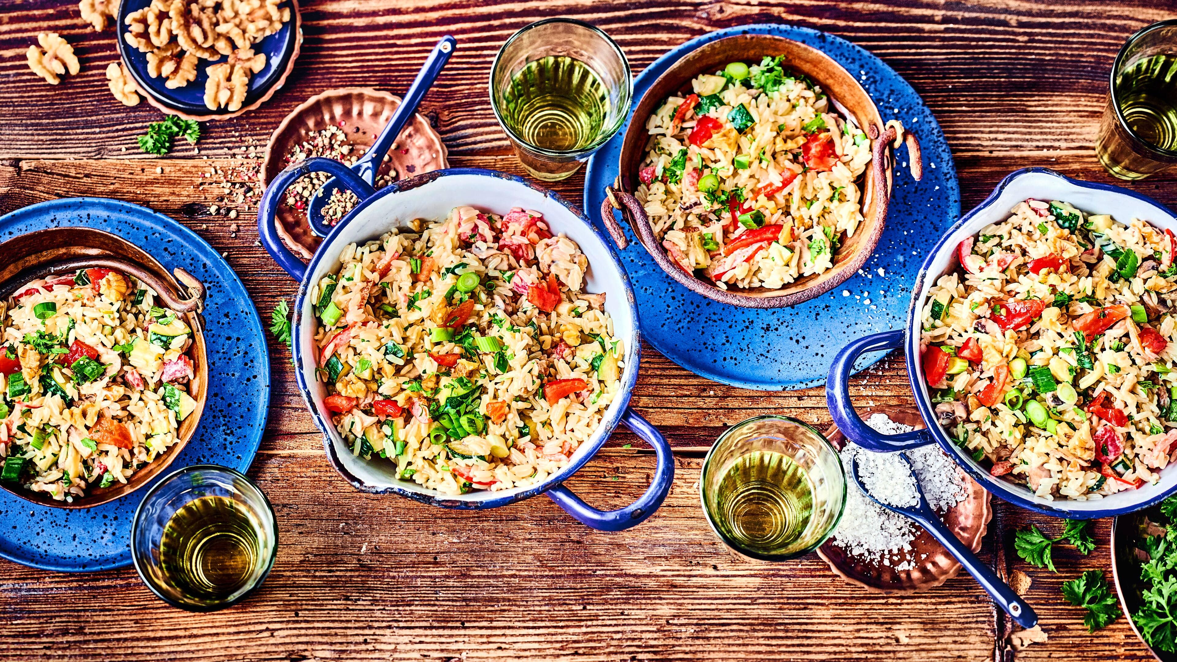 Reistopf Vegetarisches Reisgericht mit viel frischem Gemüse.