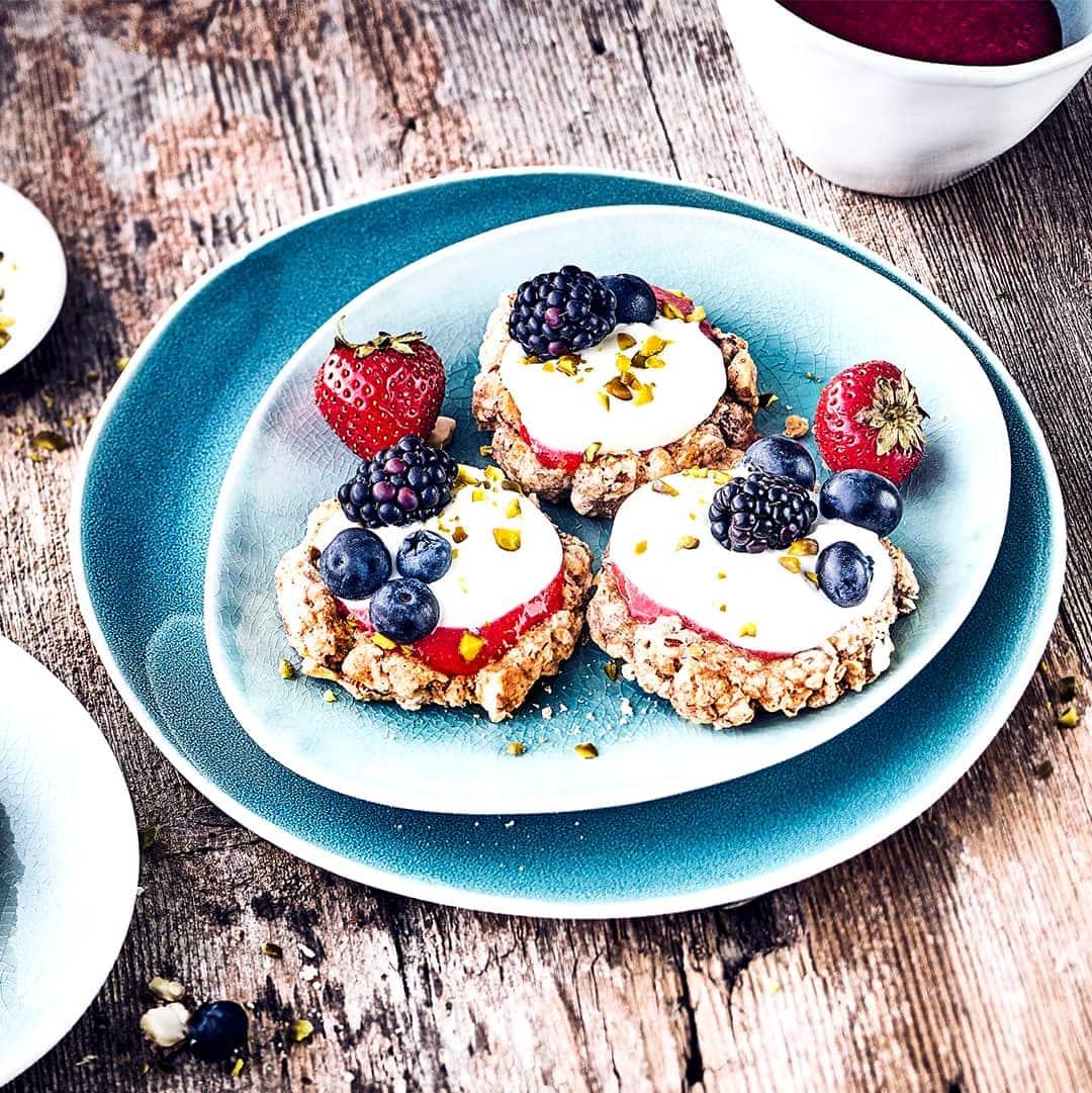 /media/01-rezeptbilder/rezeptbilder-i-p/rez-edeka-knuspertoertchen-mit-beeren-i-p-1-1.jpg