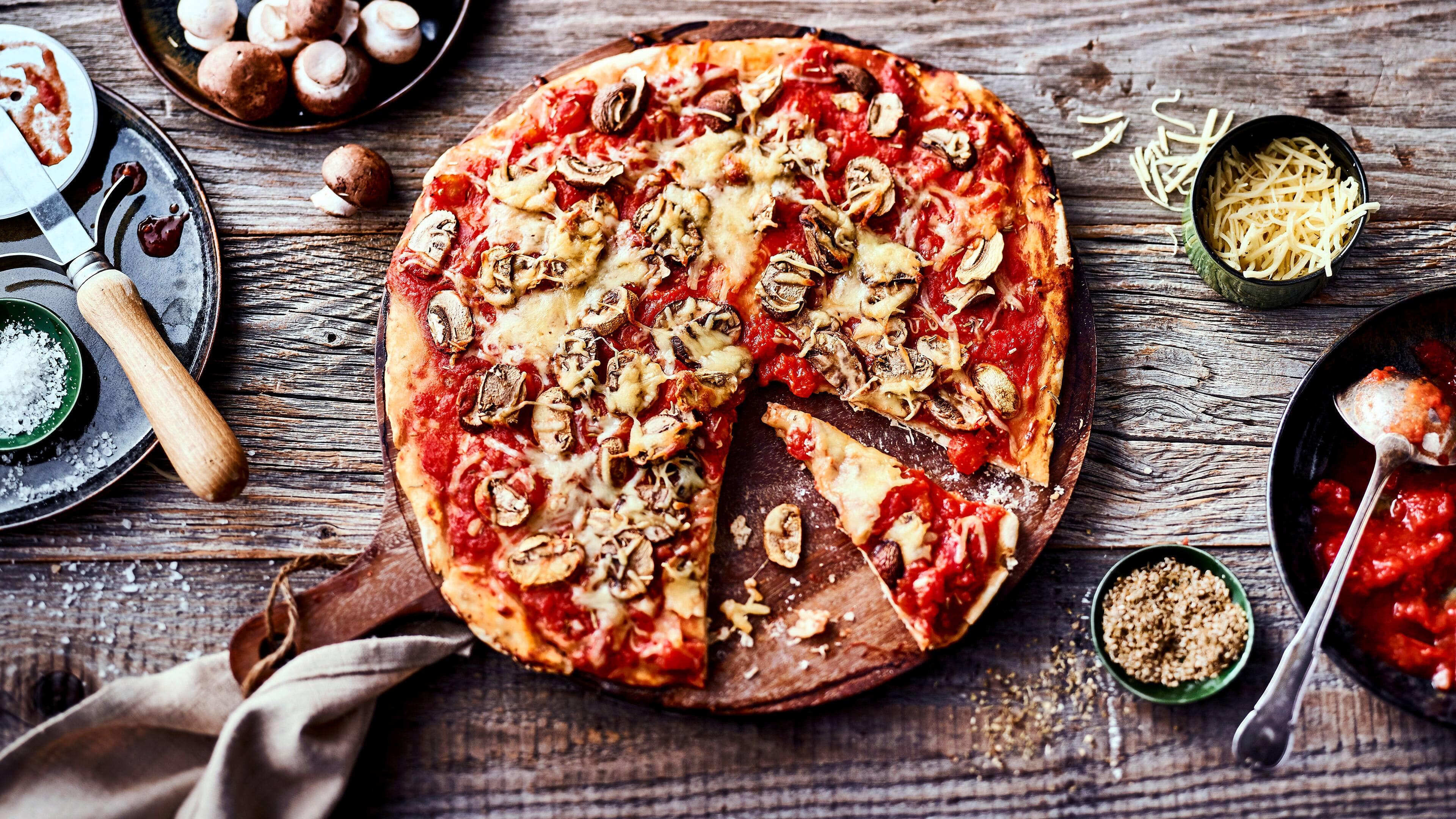 Pizza Funghi Pizza Funghi