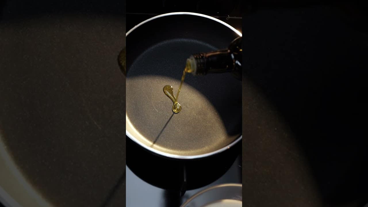 YouTube Platzhalterbild für ein Video mit dem Titel 'Spargelpfannkuchen selber machen | Günstige Eierpfannkuchen mit Spargel  | Link oben rechts👆🏼'.