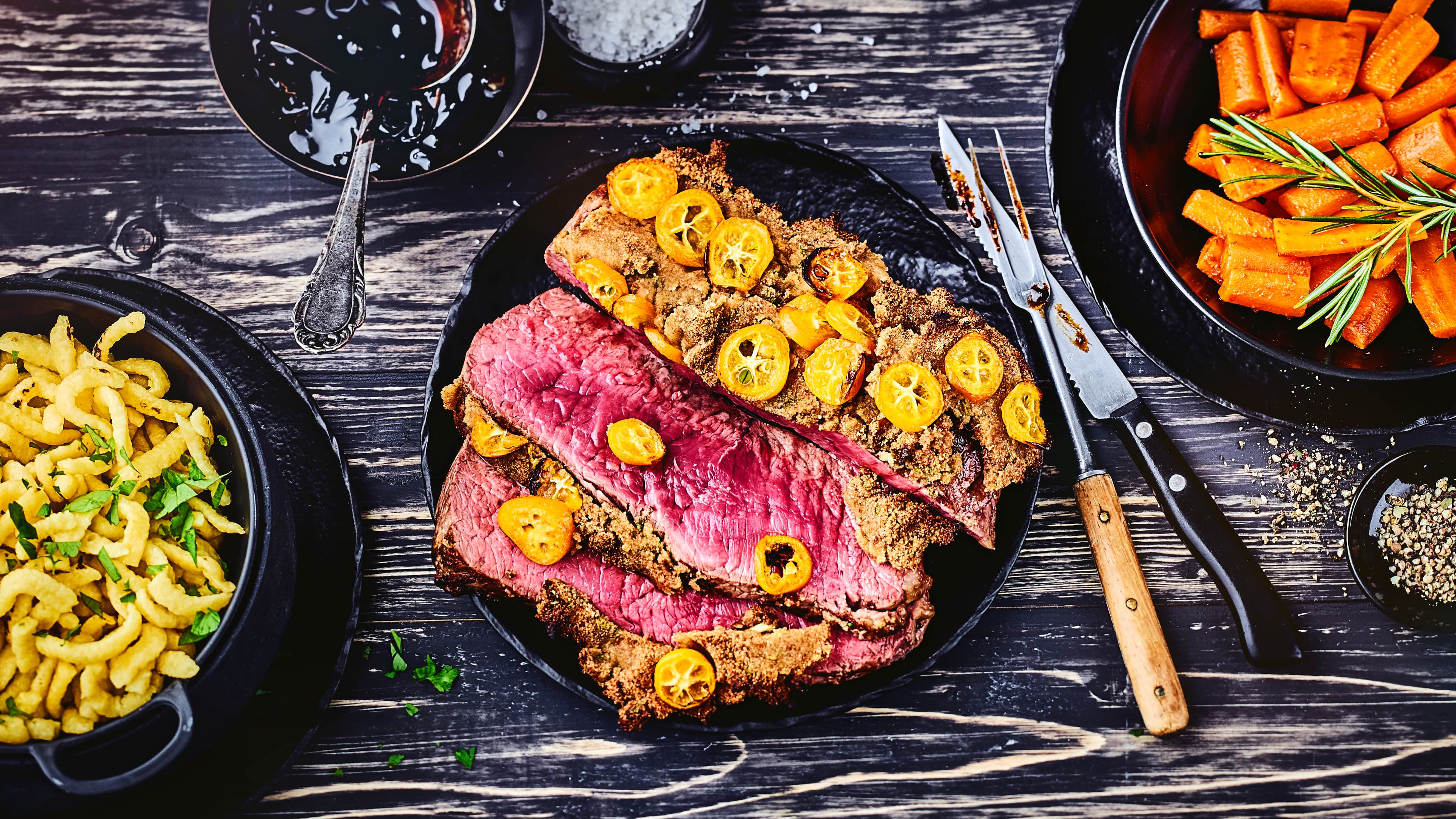 Roastbeef mit Kräuterkruste Roastbeef mit Kräuterkruste