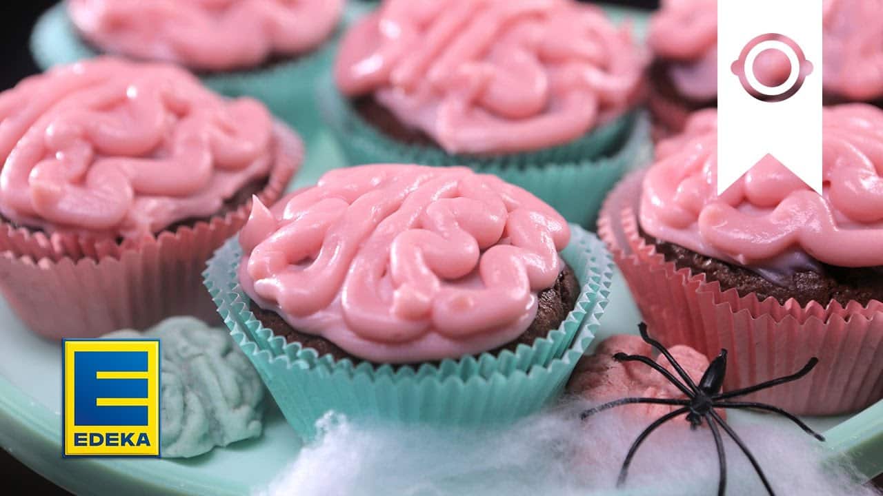 Halloween Cupcakes YouTube Platzhalterbild für ein Video mit dem Titel 'Halloween Cupcakes'.