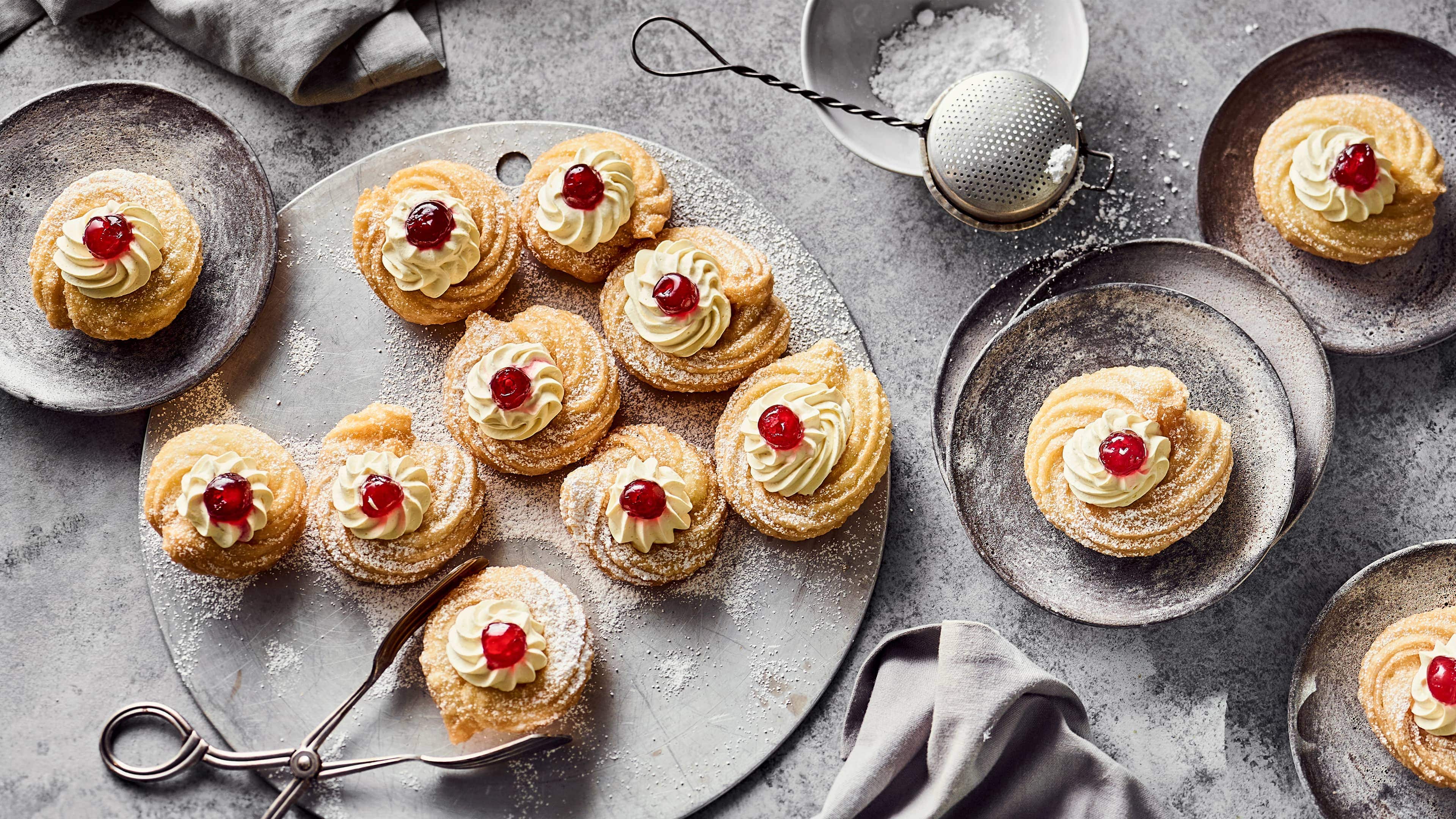 Zeppole Zeppole