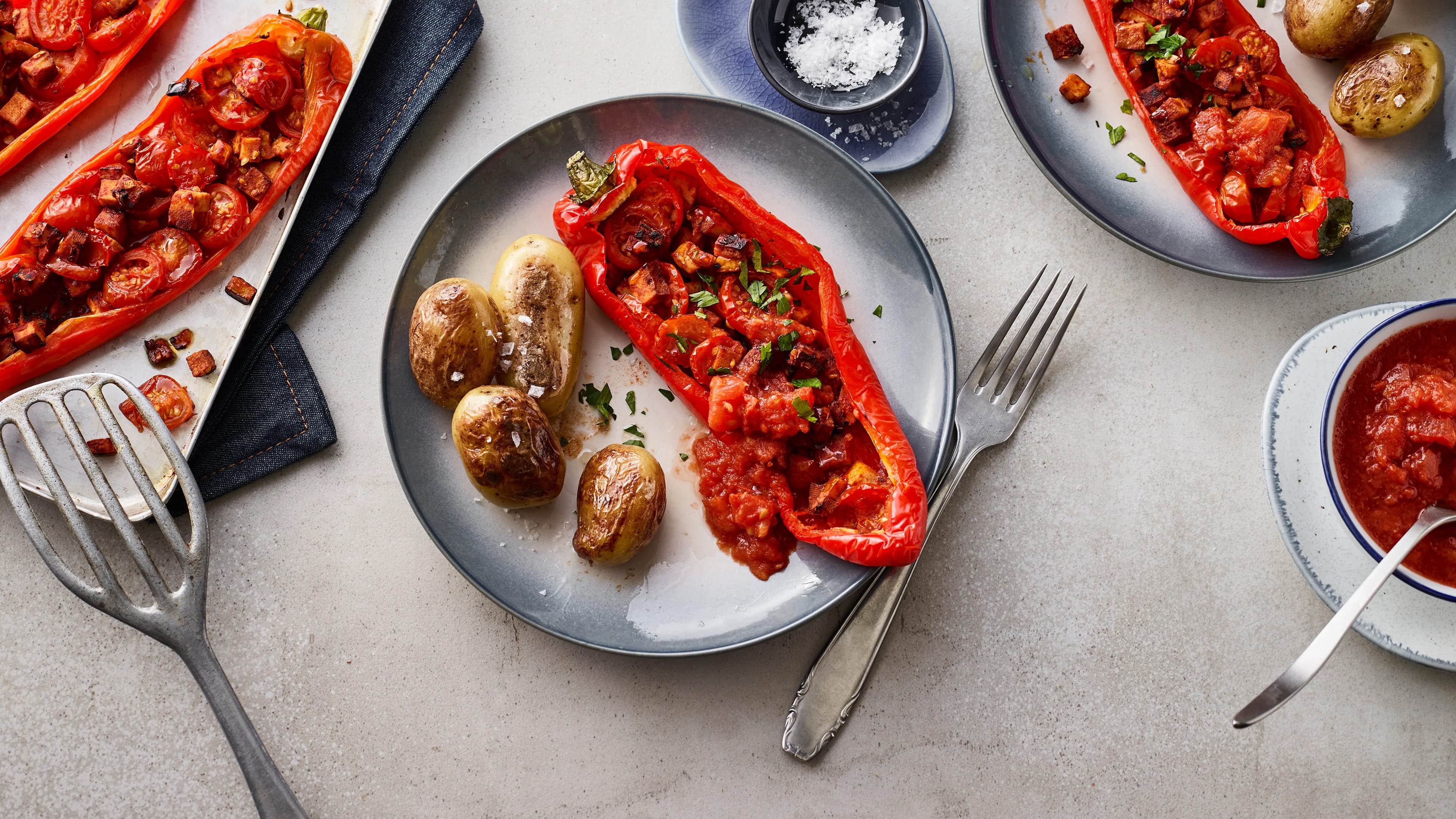 Vegetarisch gefüllte Paprika Vegetarisch gefüllte Paprika