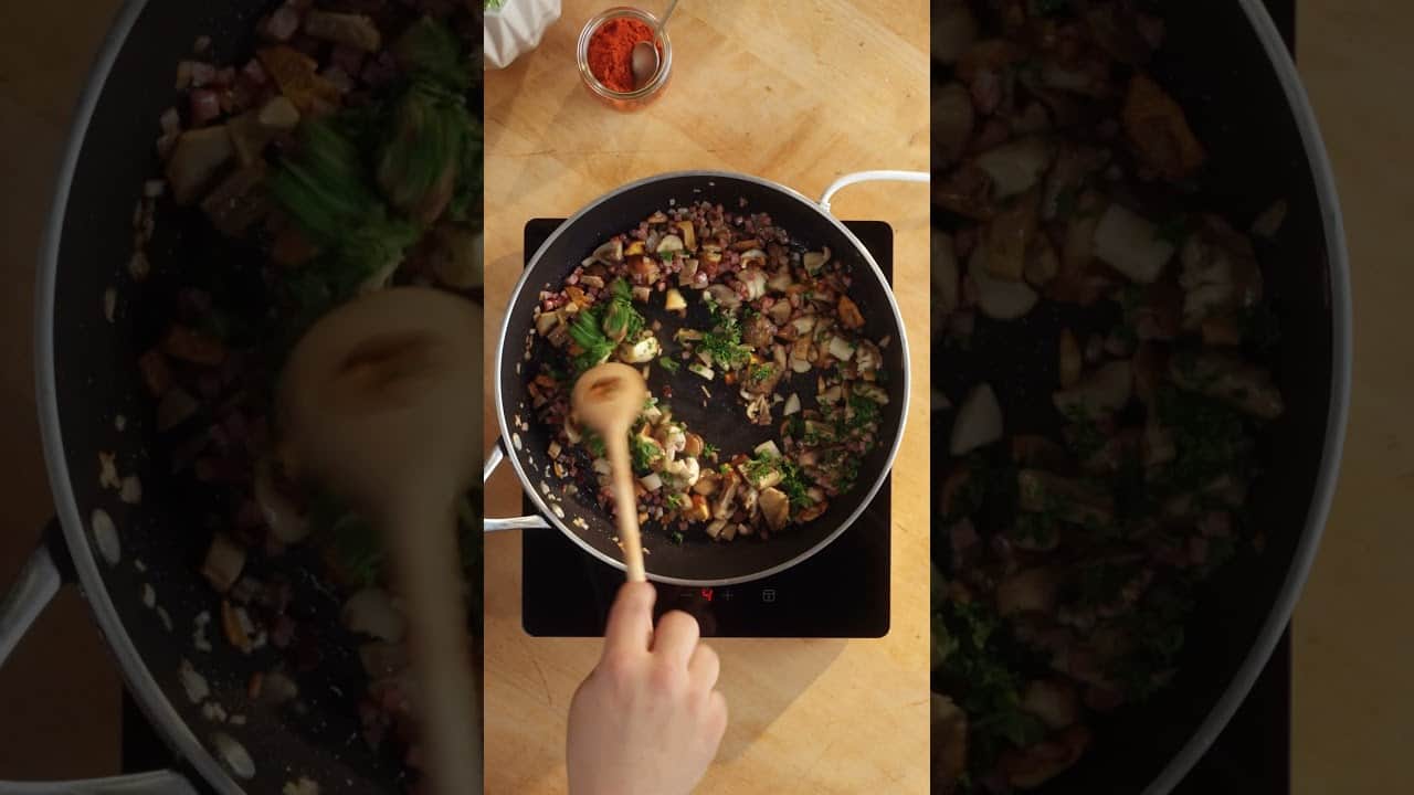 YouTube Platzhalterbild für ein Video mit dem Titel 'Jägerschnitzel'.