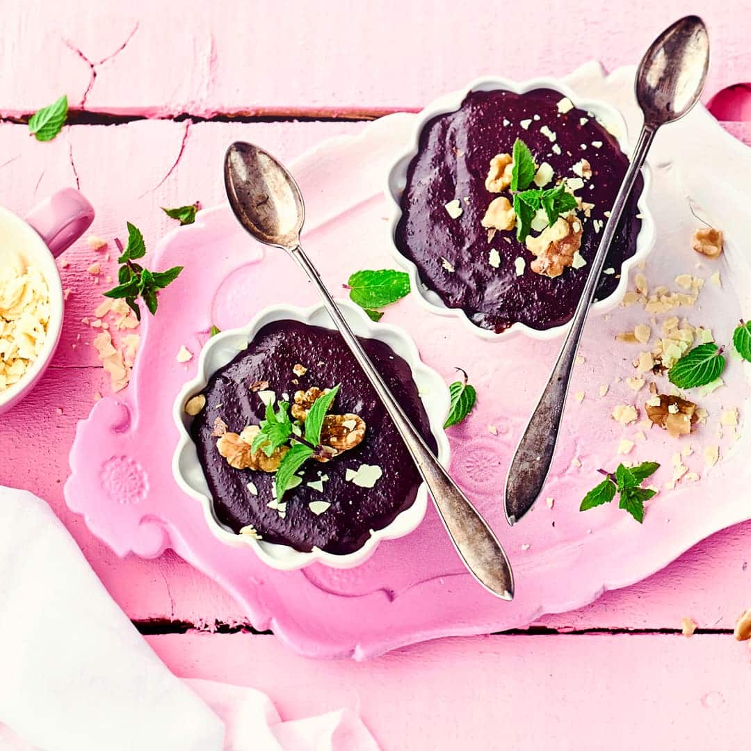 Mit selbstgemachtem Schokoladenpudding liegen Sie immer richtig: Ob als Dessert oder als Snack zwischendurch!
