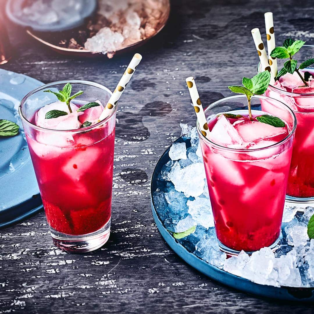 Ein echte Legende zum selber mixen – und das auch noch ganz einfach. Probieren Sie unser Rezept für Singapore Sling aus und genießen Sie den leckeren Gin-Cocktail.