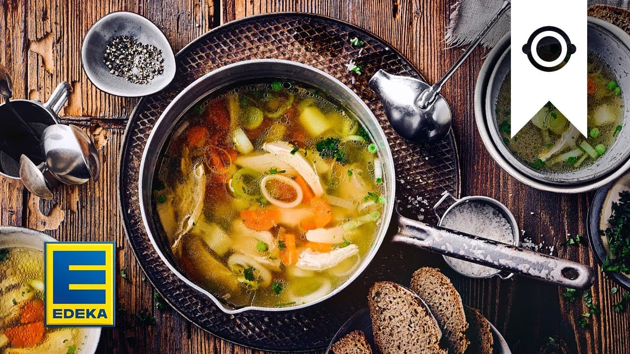 Hühnersuppe YouTube Platzhalterbild für ein Video mit dem Titel 'Hühnersuppe'.