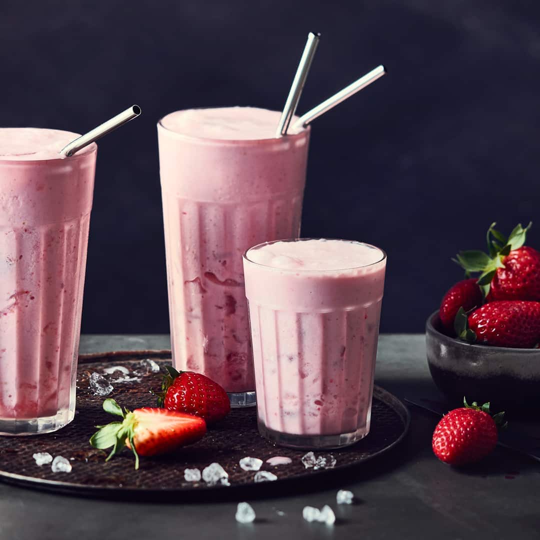 Eiskalt genießen und auf der Zunge zergehen lassen: Selbstgemachter Erdbeercolada – herrlich fruchtig und sahnig cremig.