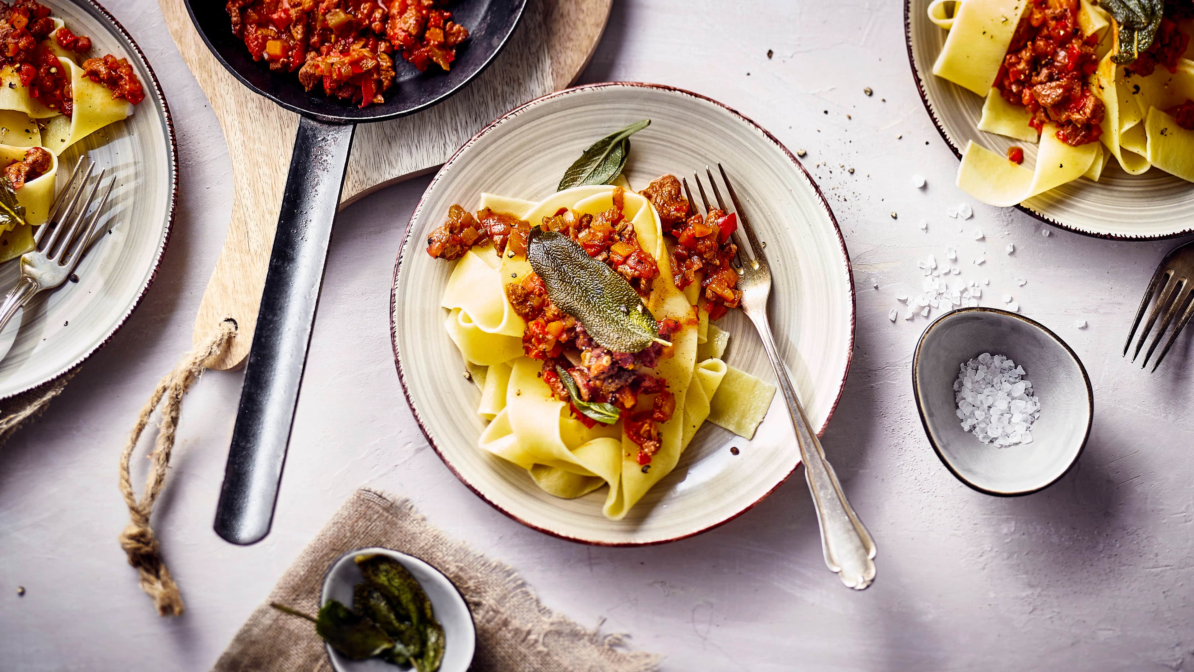 Fettuccine mit Entenragout Fettuccine mit Entenragout