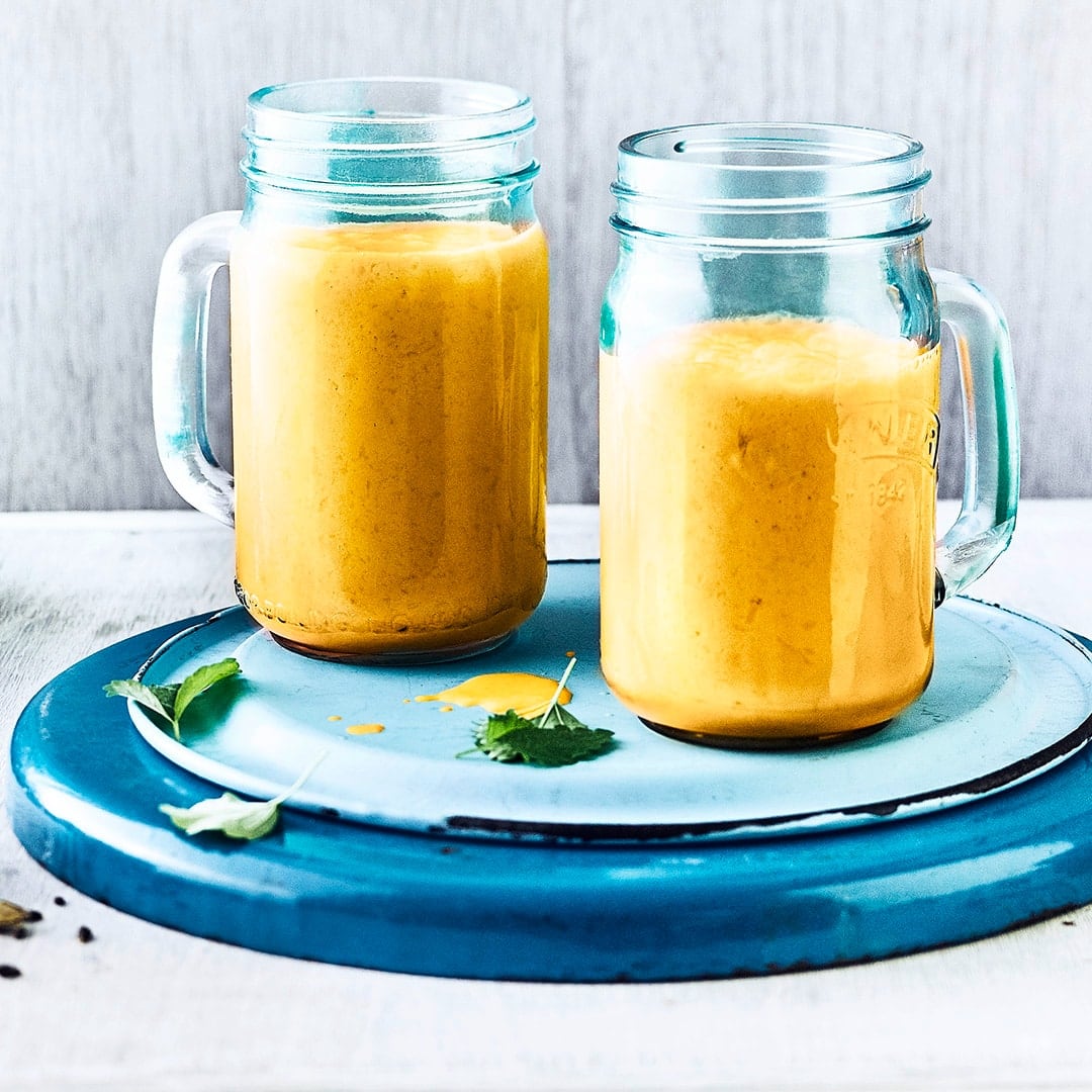 Unser Tipp für einen vegetarischen Shake: Probieren Sie unser Rezept für einen Drink aus Hafer, Mango und Joghurt aus – in fünf Minuten fertig!