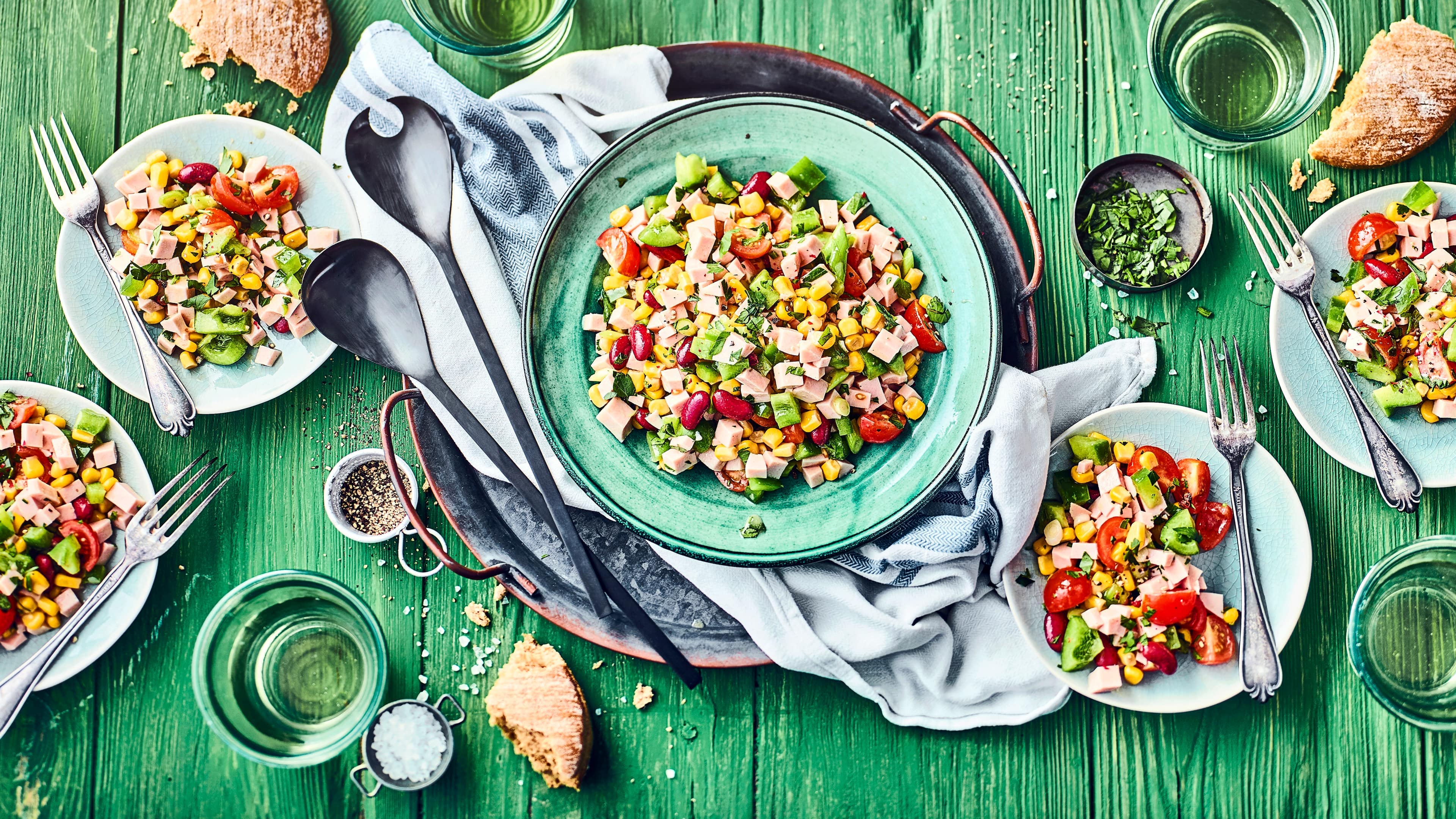 Bohnen-Mais-Wurstsalat Bohnen-Mais-Wurstsalat