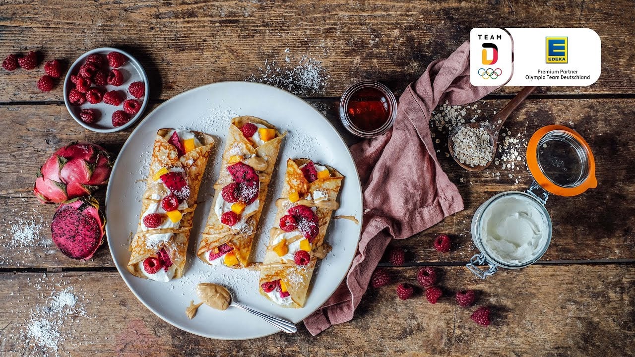 Frühstücks-Crêpes mit Quark und Früchten YouTube Platzhalterbild für ein Video mit dem Titel 'Frühstücks-Crêpes mit Quark und Früchten'.