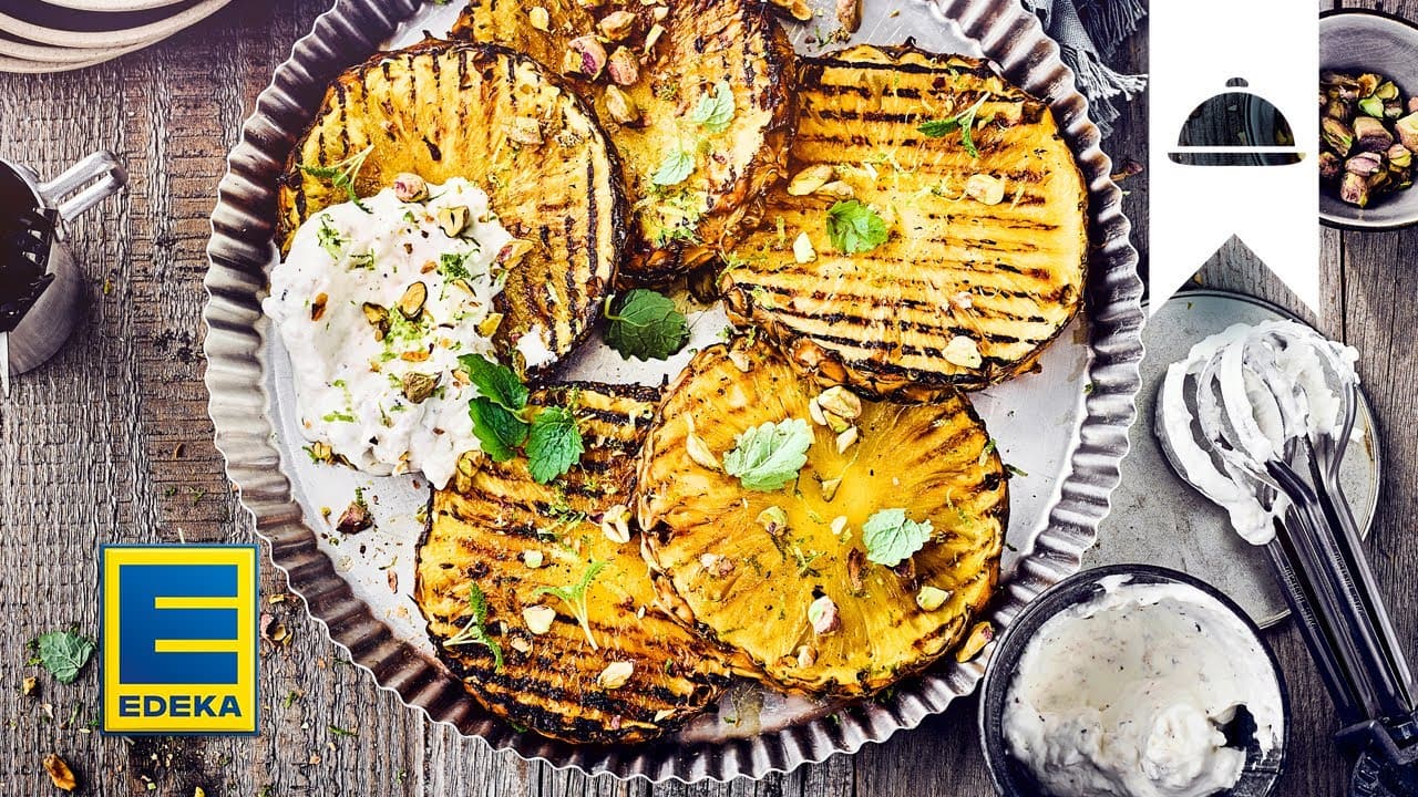 Gegrillte Ananas YouTube Platzhalterbild für ein Video mit dem Titel 'Gegrillte Ananas'.