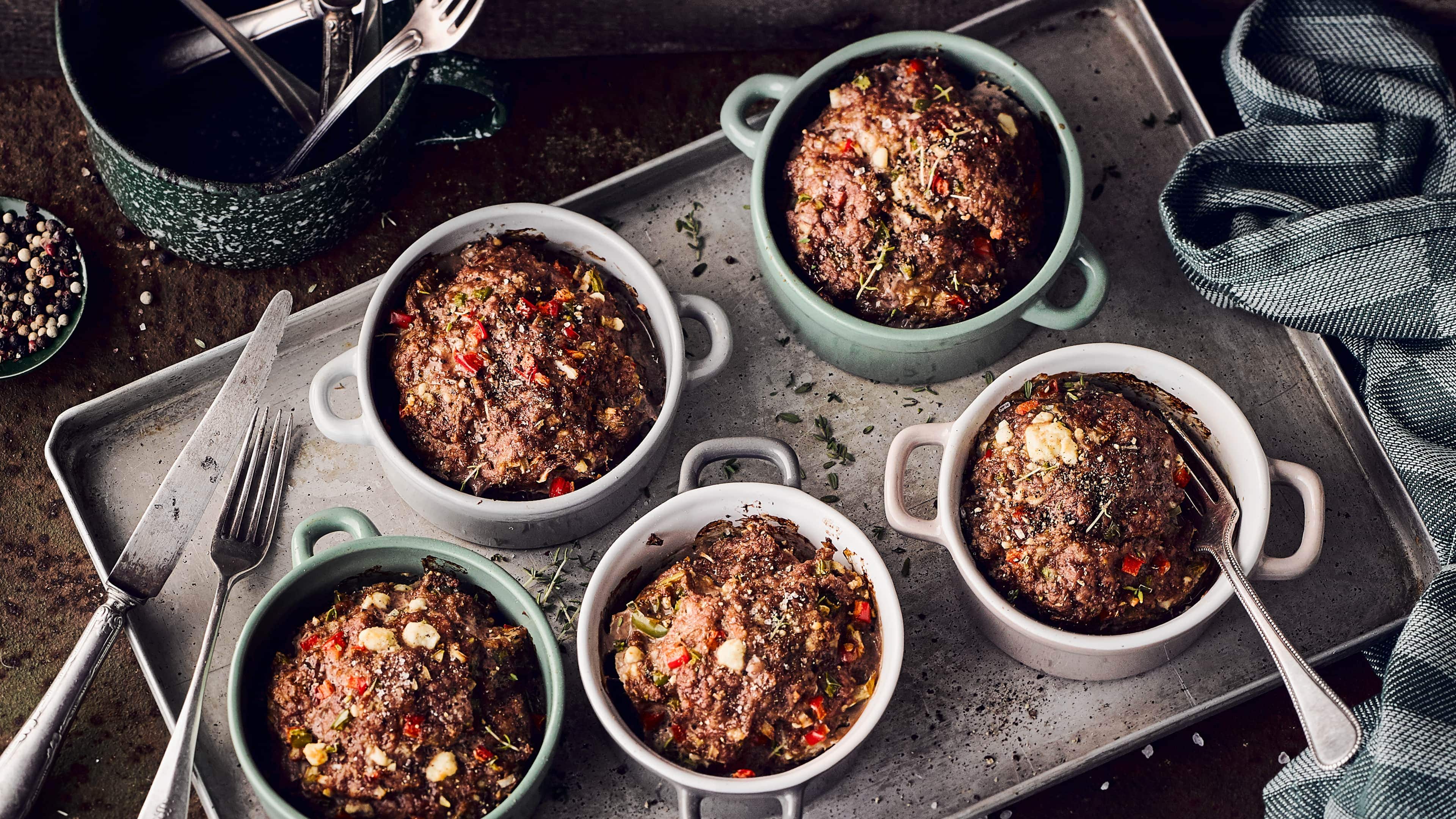 Hackbraten mit Schafskäse Hackbraten mit Schafskäse