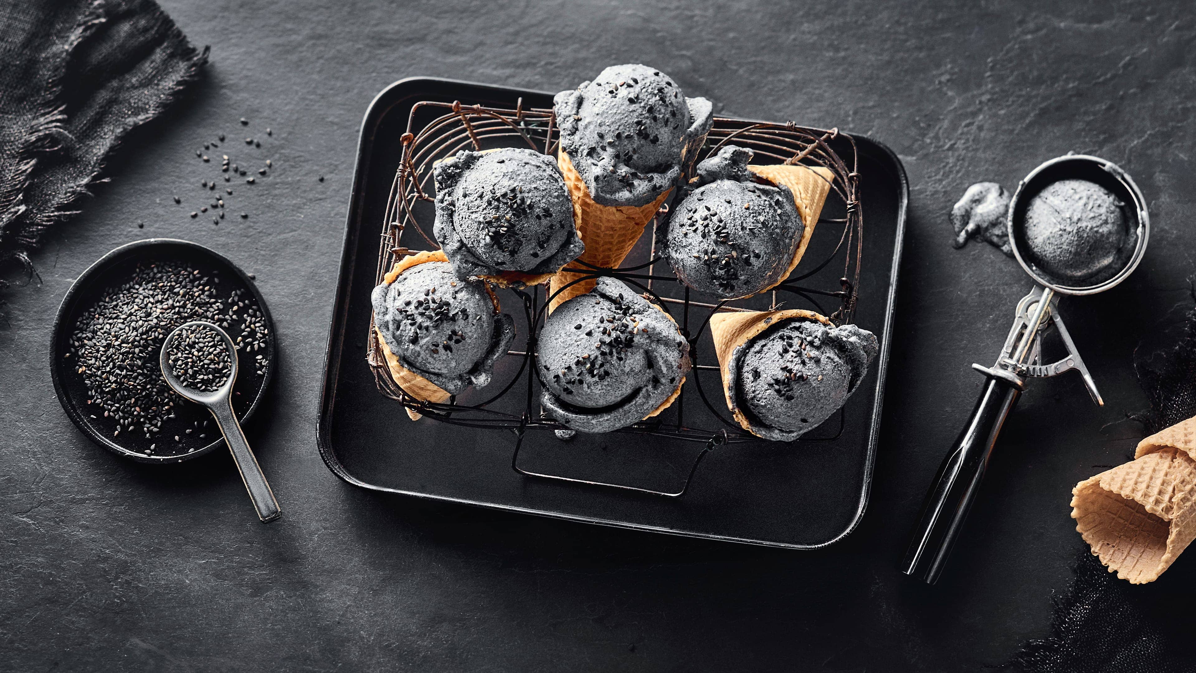 Schwarzes Sesam Eis Schwarzes Sesam Eis