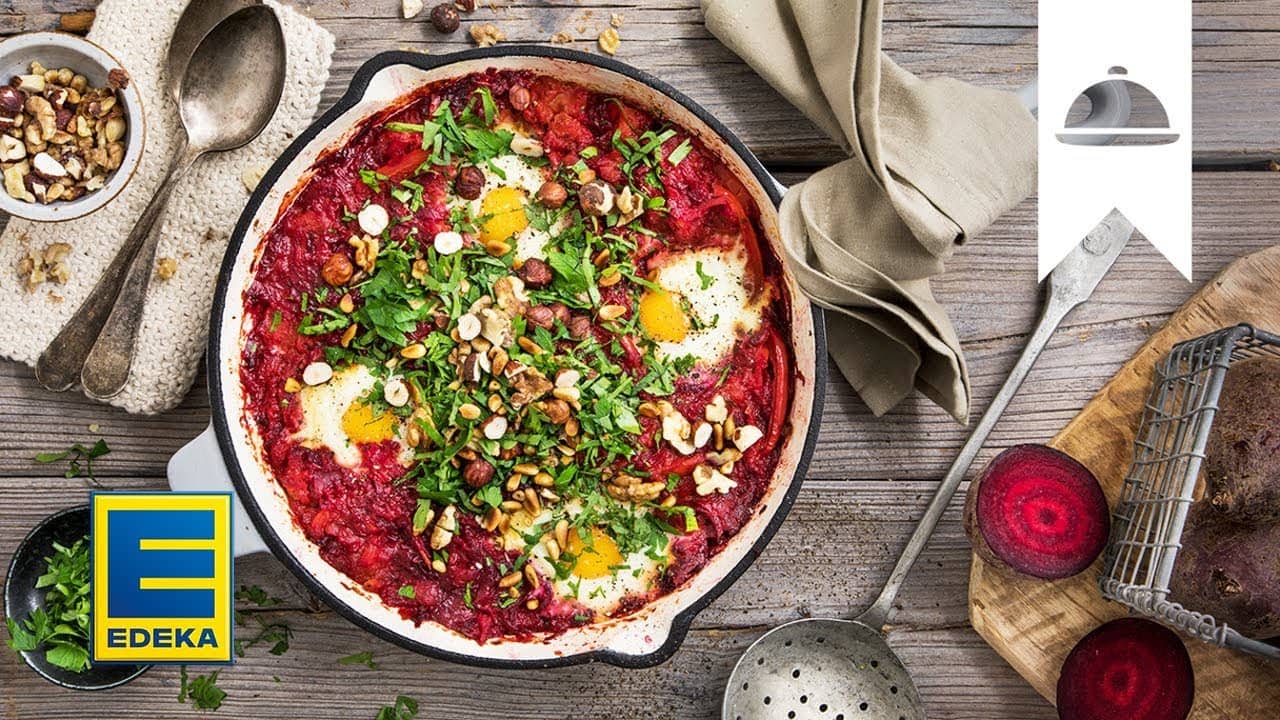 Rote Bete Shakshuka YouTube Platzhalterbild für ein Video mit dem Titel 'Rote Bete Shakshuka'.
