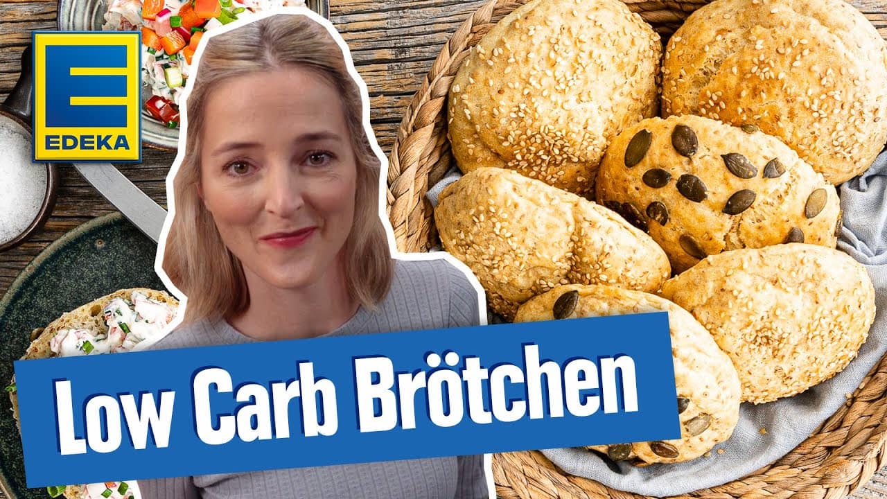 Low-Carb-Brötchen YouTube Platzhalterbild für ein Video mit dem Titel 'Low-Carb-Brötchen'.