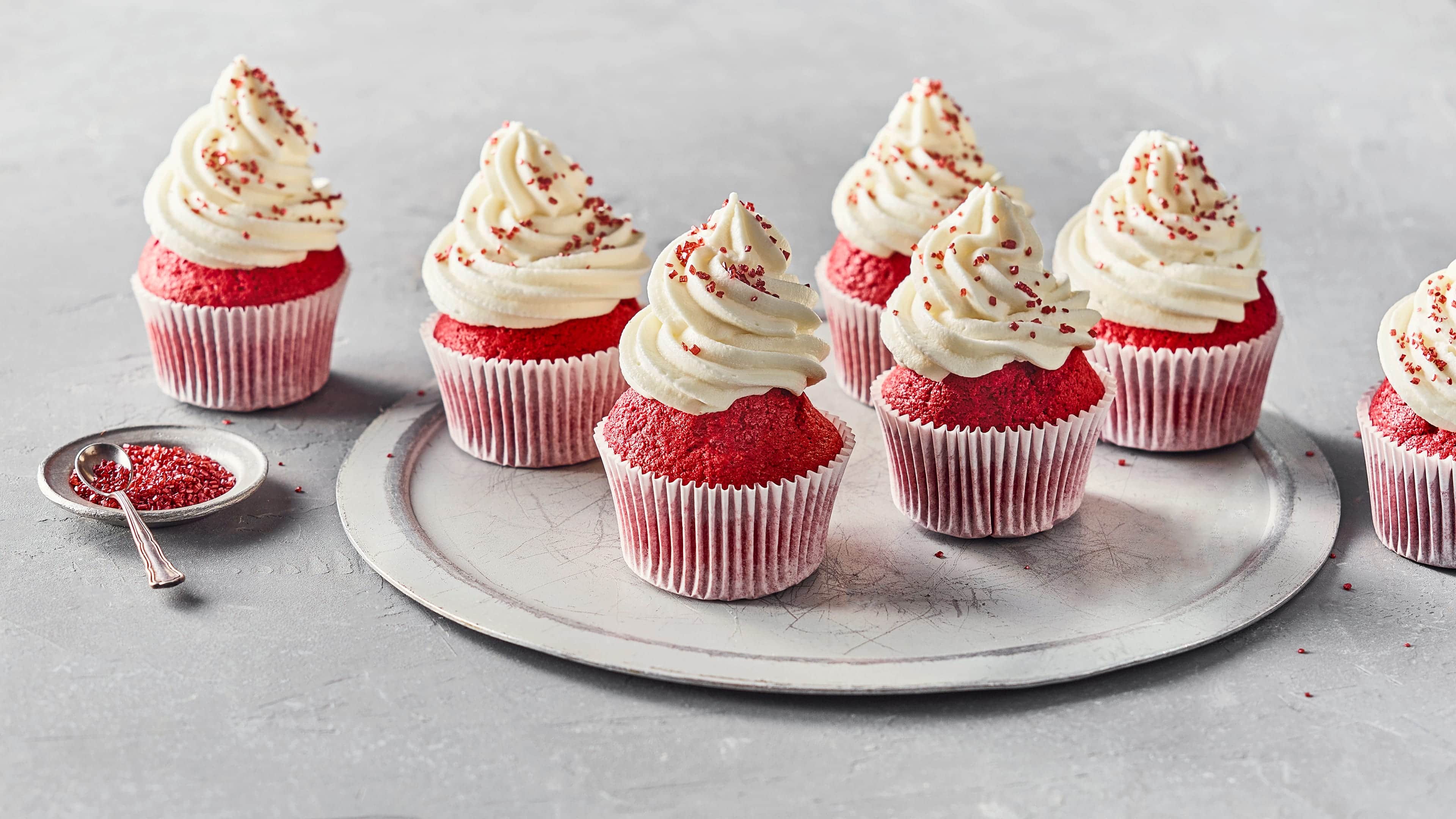 Red Velvet Cupcakes Red Velvet Cupcakes