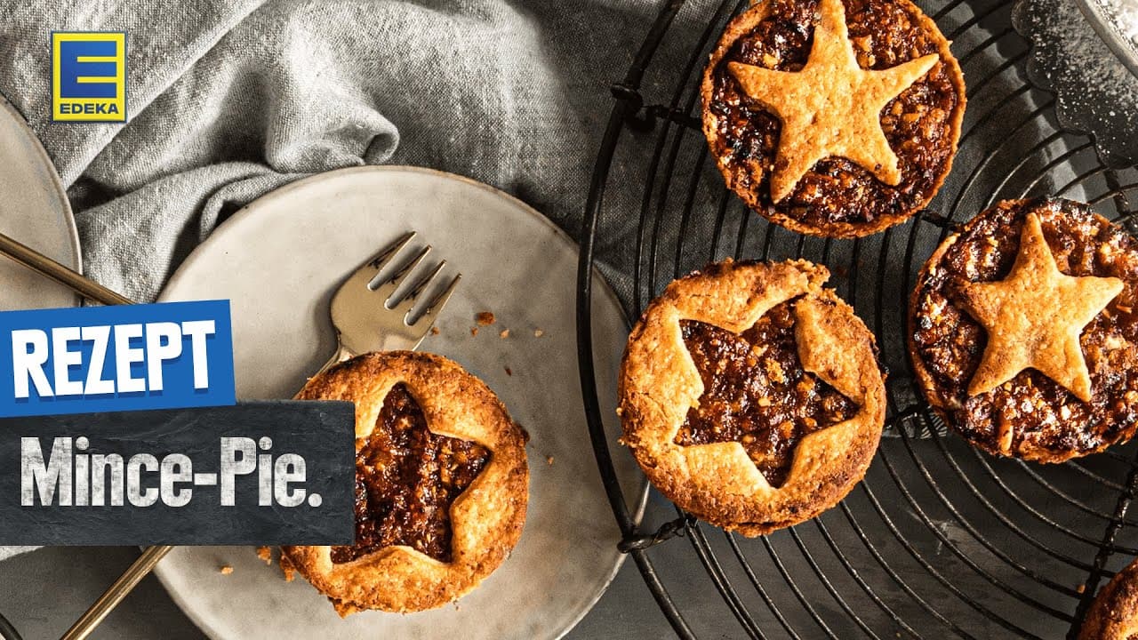 Mince Pie YouTube Platzhalterbild für ein Video mit dem Titel 'Mince Pie'.