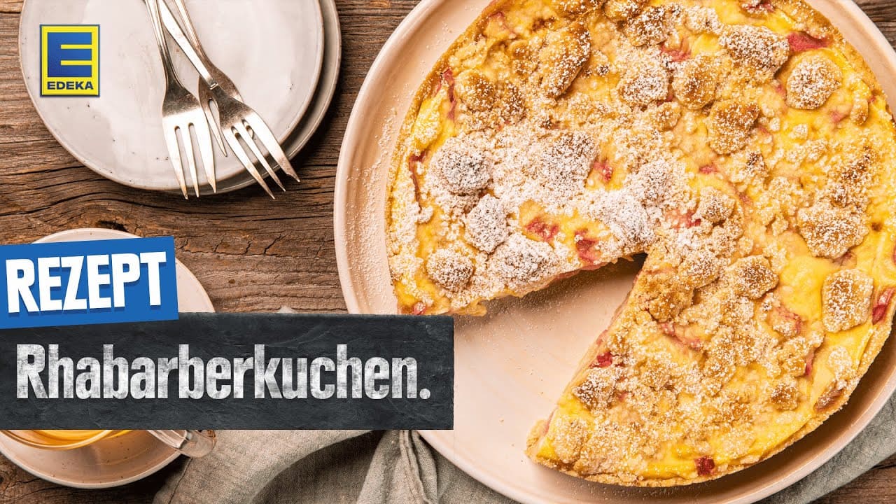 Rhabarberkuchen mit Pudding und Streuseln YouTube Platzhalterbild für ein Video mit dem Titel 'Rhabarberkuchen mit Pudding und Streuseln '.