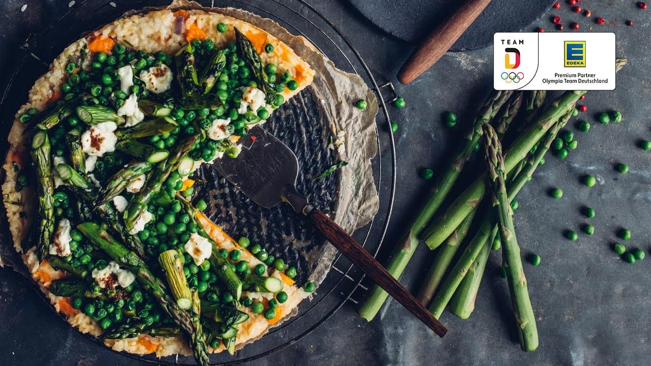Risotto Cake YouTube Platzhalterbild für ein Video mit dem Titel 'Risotto Cake'.